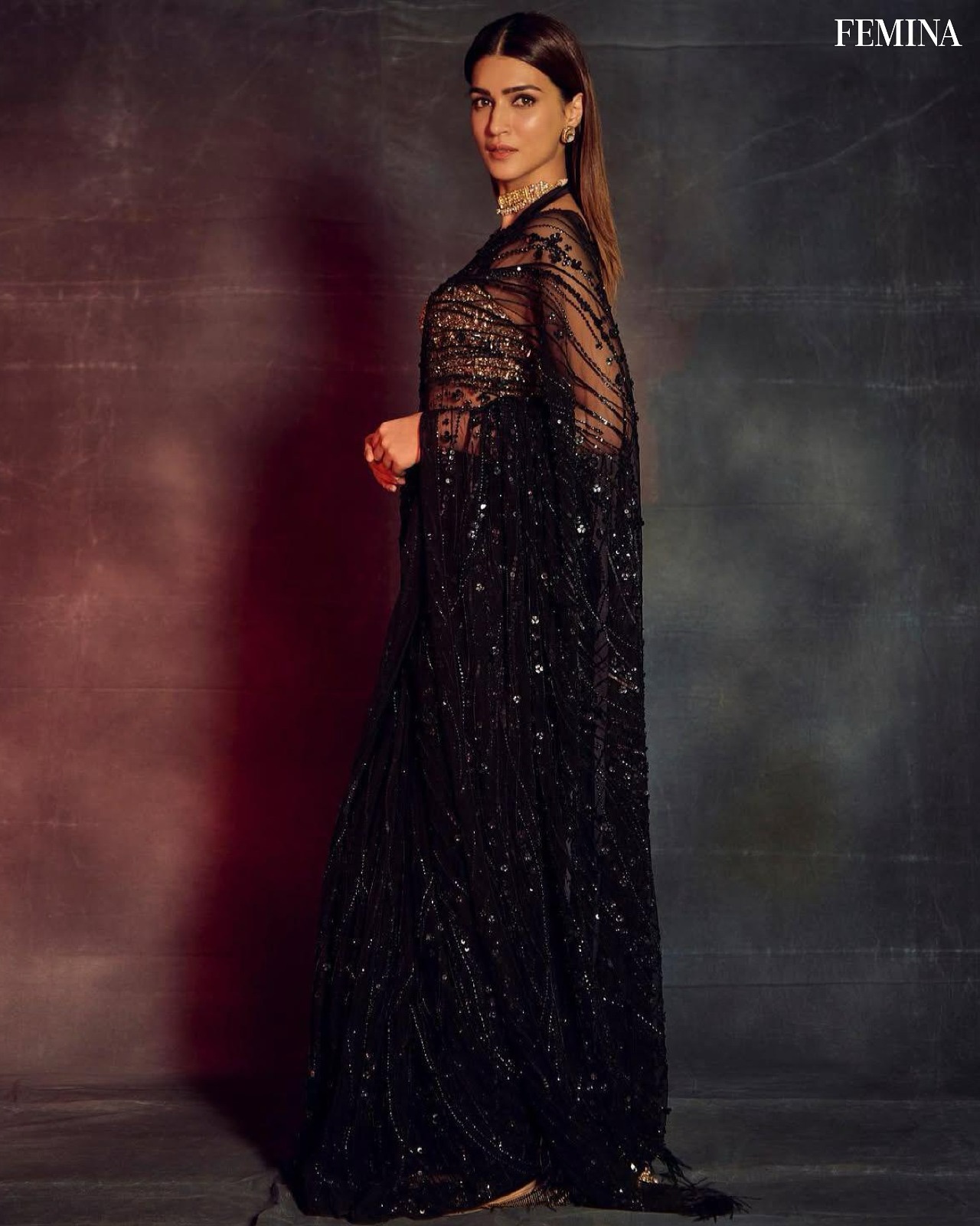 Divas In Black Sarees: Top Actresses Shine