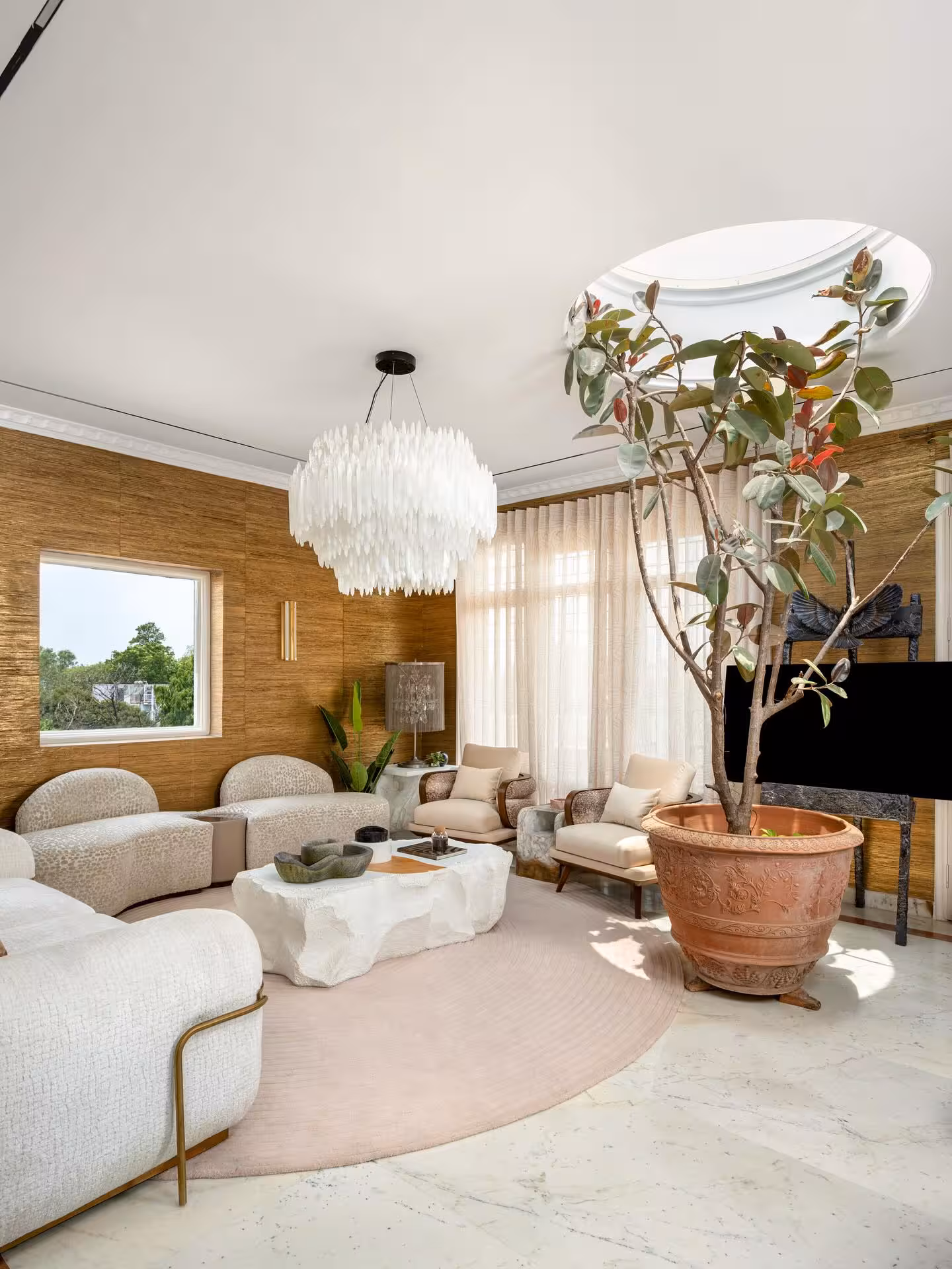 Elegant Spaces: Art In Every Detail