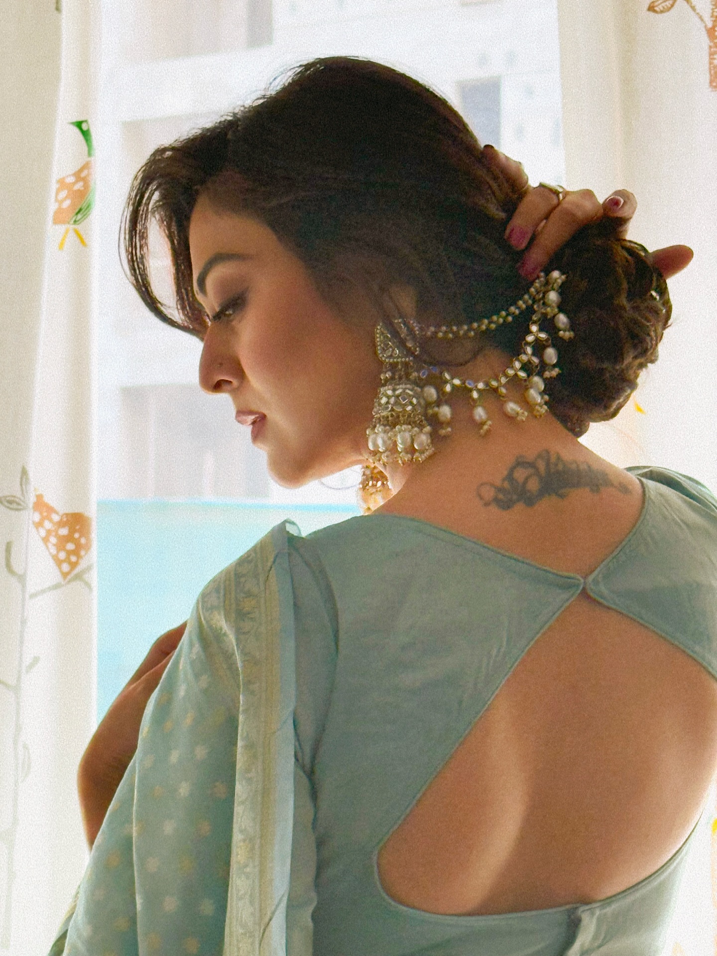 Falaq Naazz Inspires With Rumi's Love Message