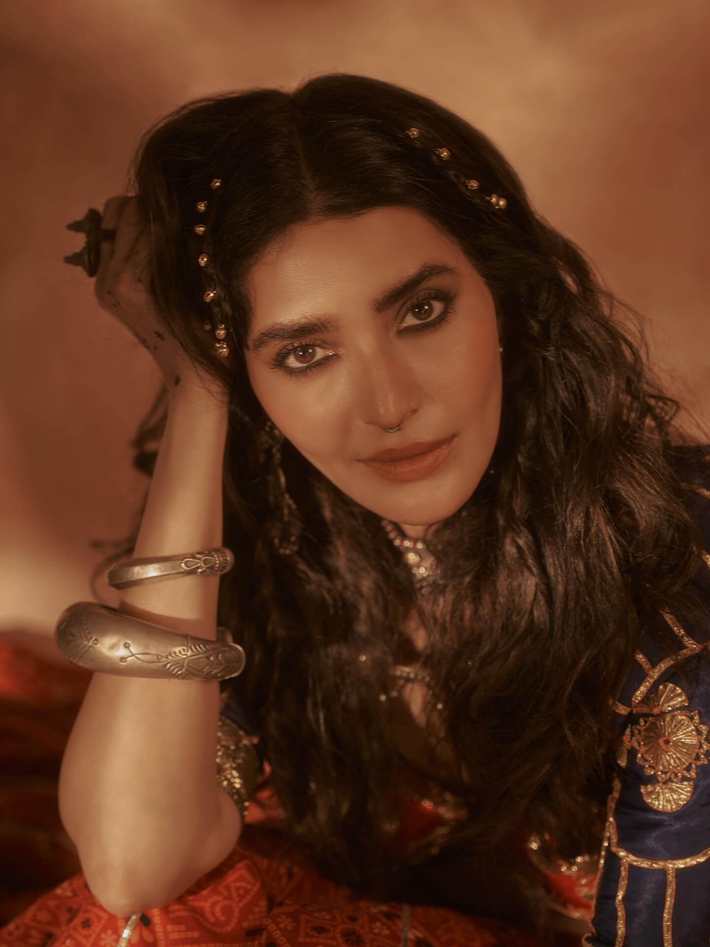 Ghoomar Charm: Karishma Tanna Stuns In Ethnic Brilliance