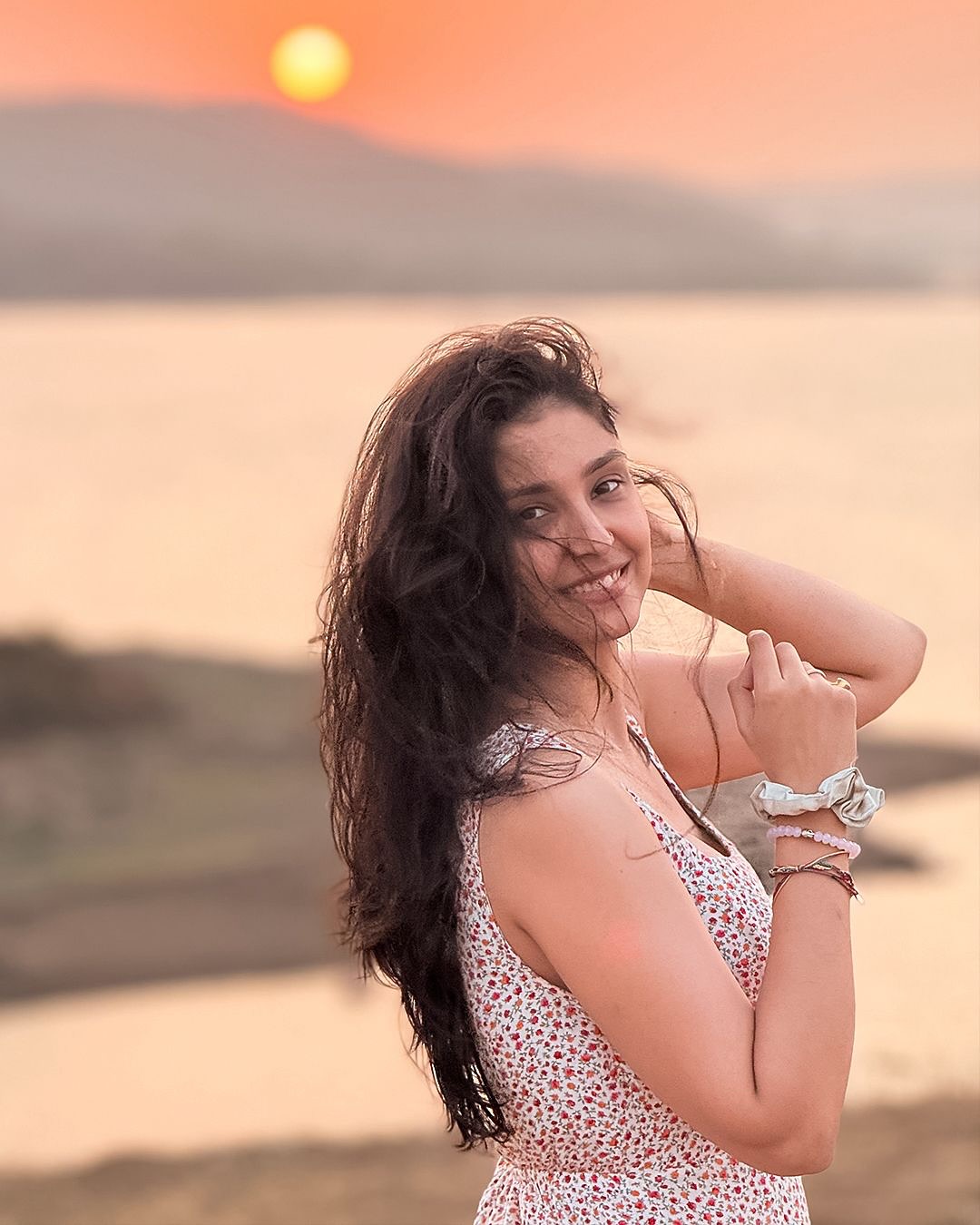 Golden Hour Glow With Navneet Kaur Dhillon
