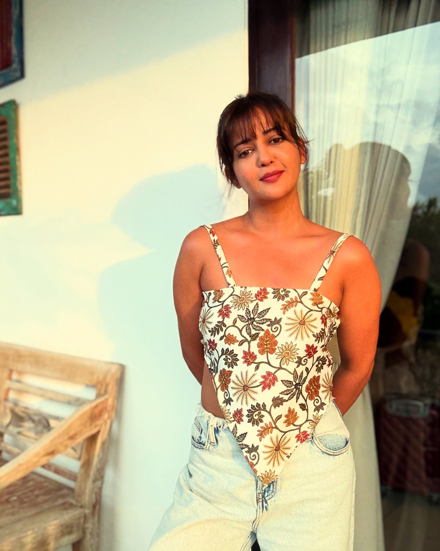 Gulki Captures Bali Sunset Splendor