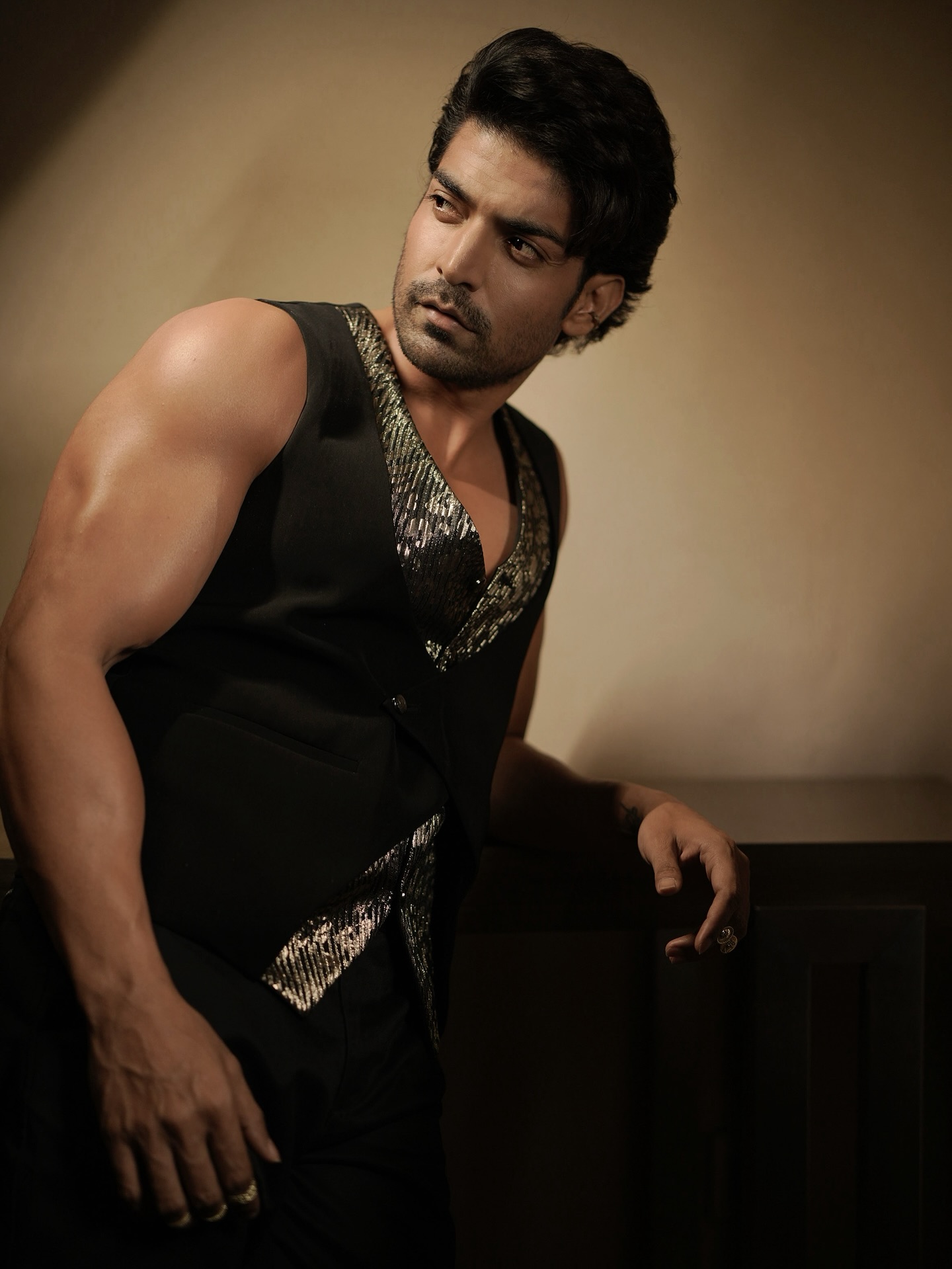 Gurmeet Choudhary Stuns In Striking New Look