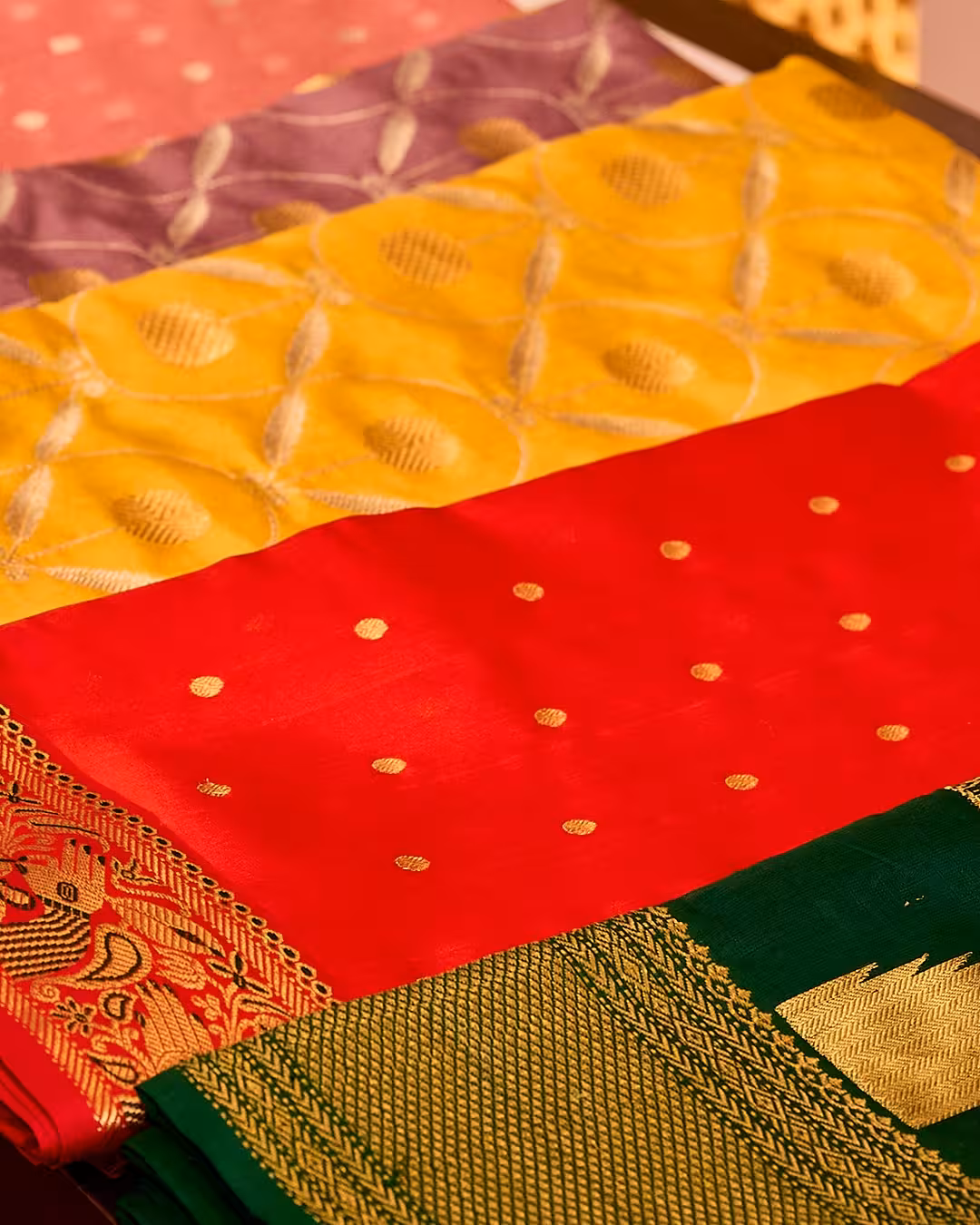 Handloom Heritage Shines at Swadesh Pavilion