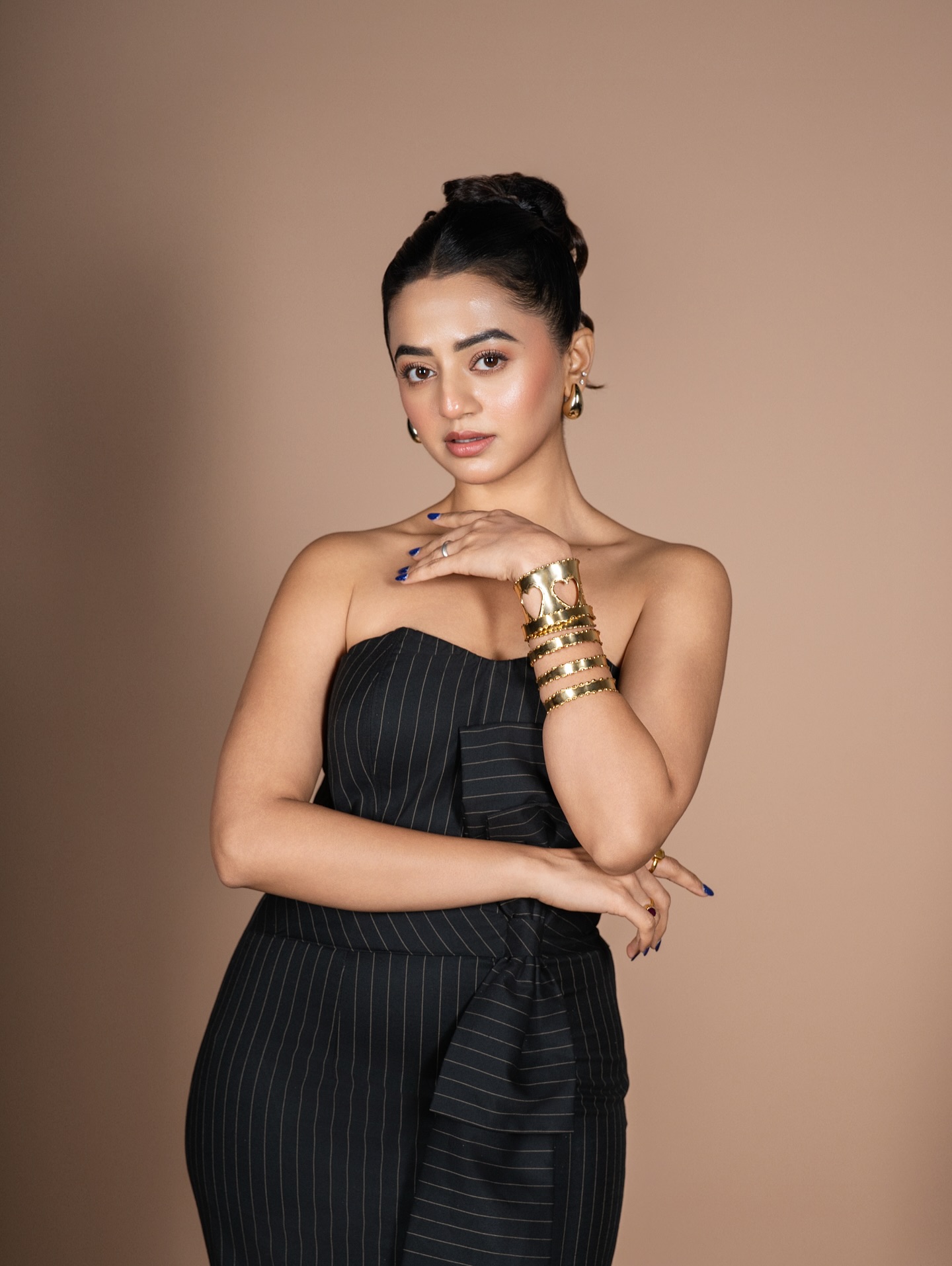 Helly Shah Dazzles In Fireworks Look