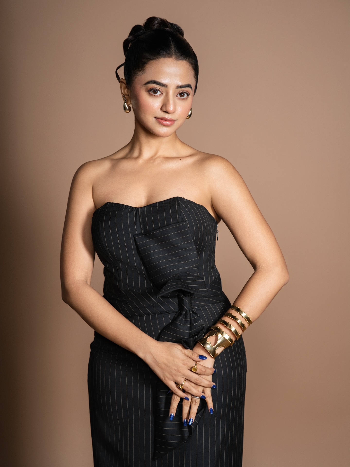 Helly Shah Dazzles In Fireworks Look