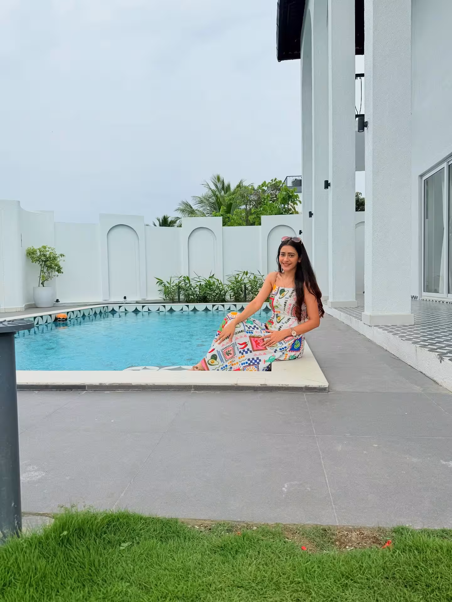 Hiba Nawab Dazzles In Latest Instagram Update Celebrity icon Hiba Nawab stuns fans with chic visuals and fresh style showcased online!!