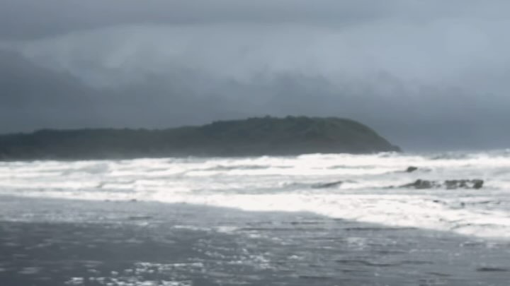 Himansh Kohli Embraces Monsoon Magic
