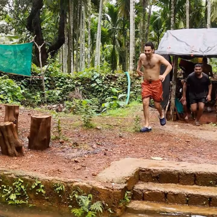 Himansh Kohli Explores Goa Dump
