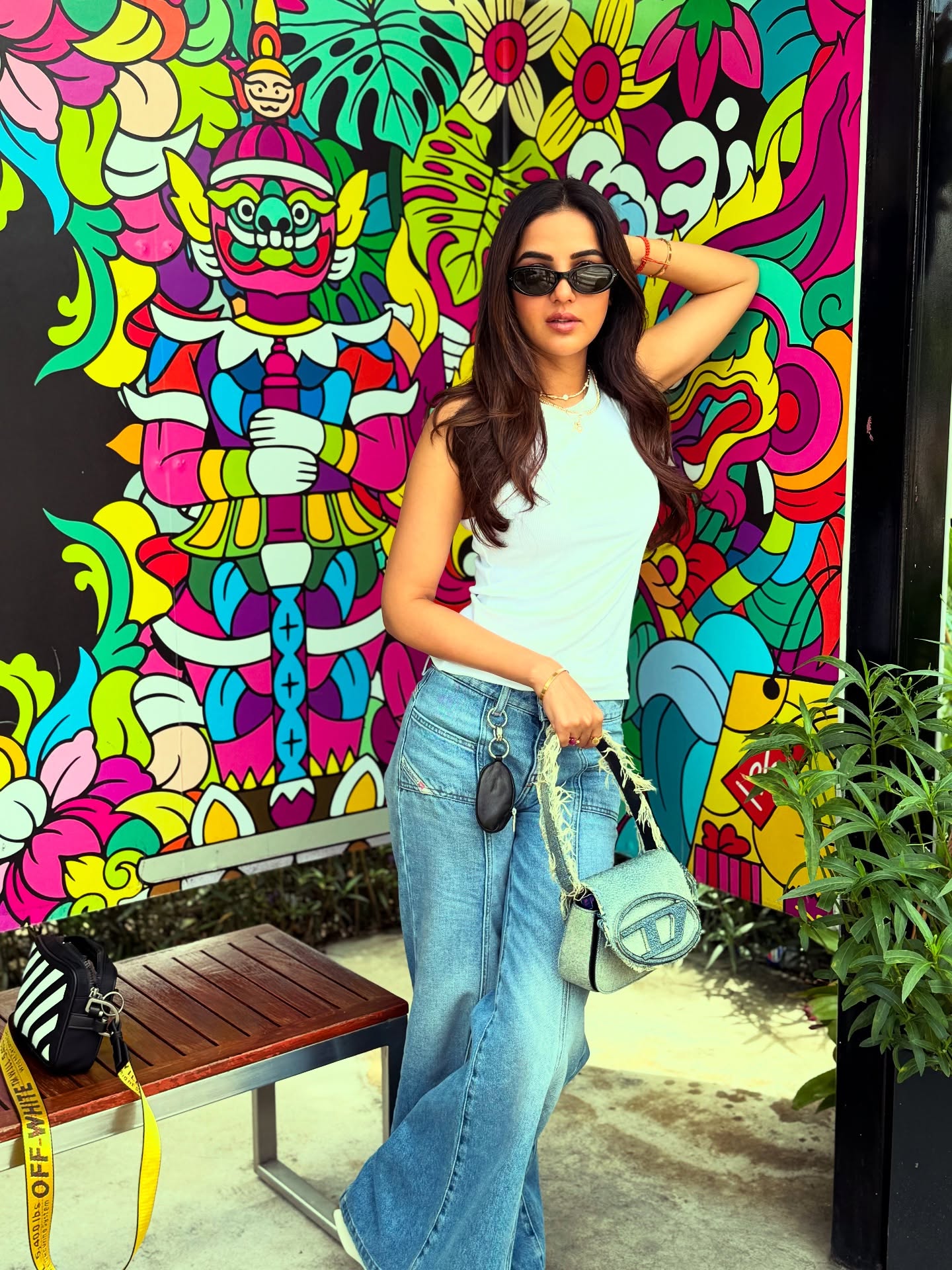 Jasmin Bhasin's Thailand Dump Revealed