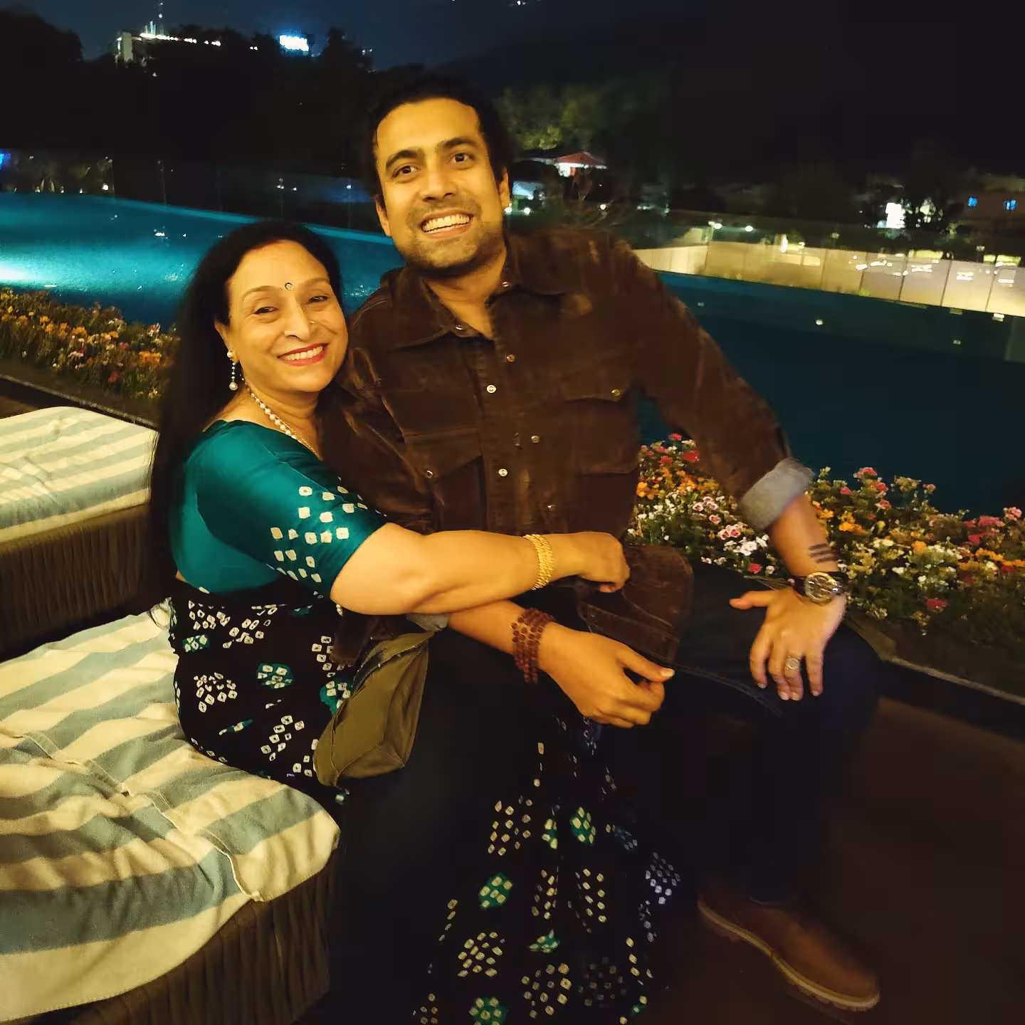Jubin Nautiyal Honors His Mother In Heartfelt Tribute Singer honors his first love with a tender tribute, celebrating mom's true strength 4ever!