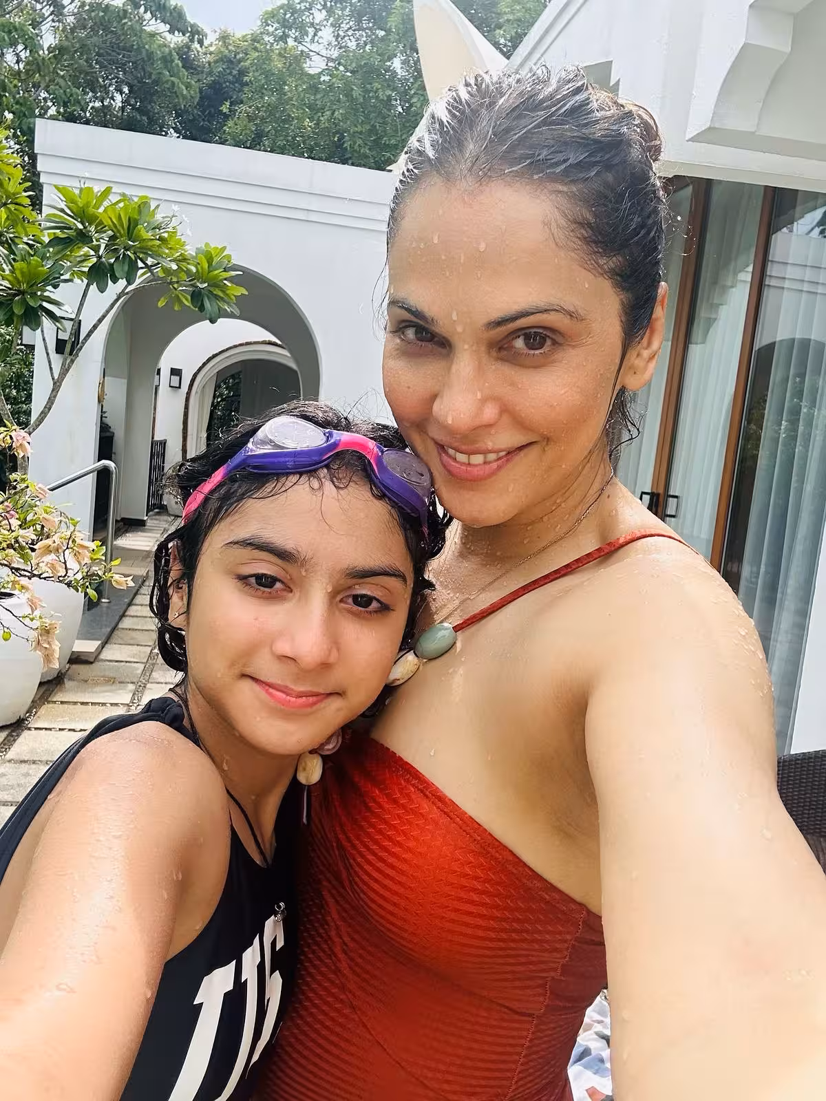 Magical Mother Daughter Escape