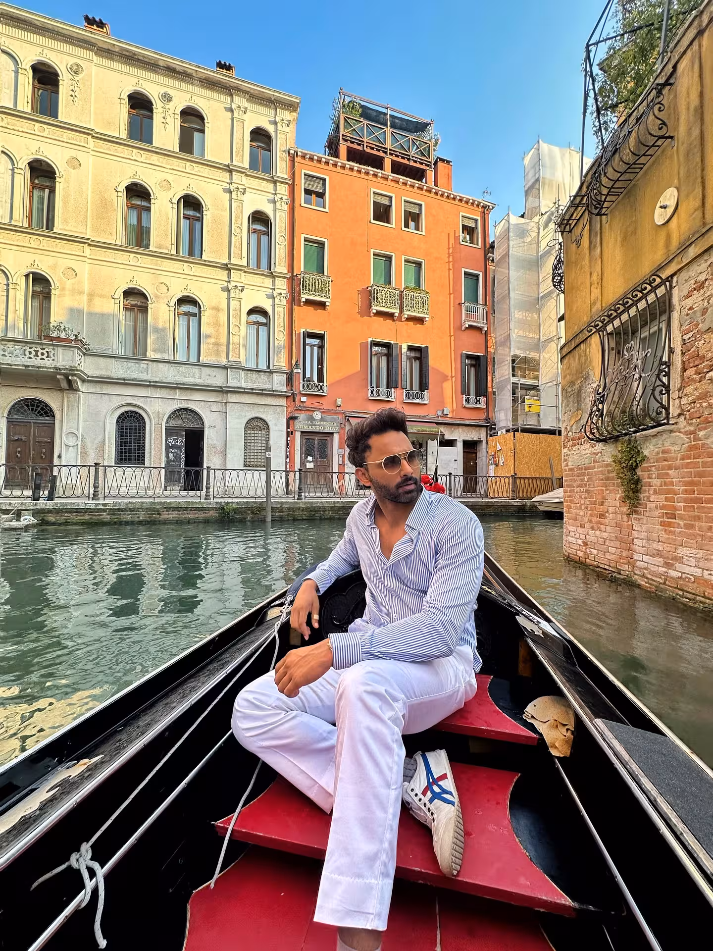 Meet Jain Explores Venice Canals