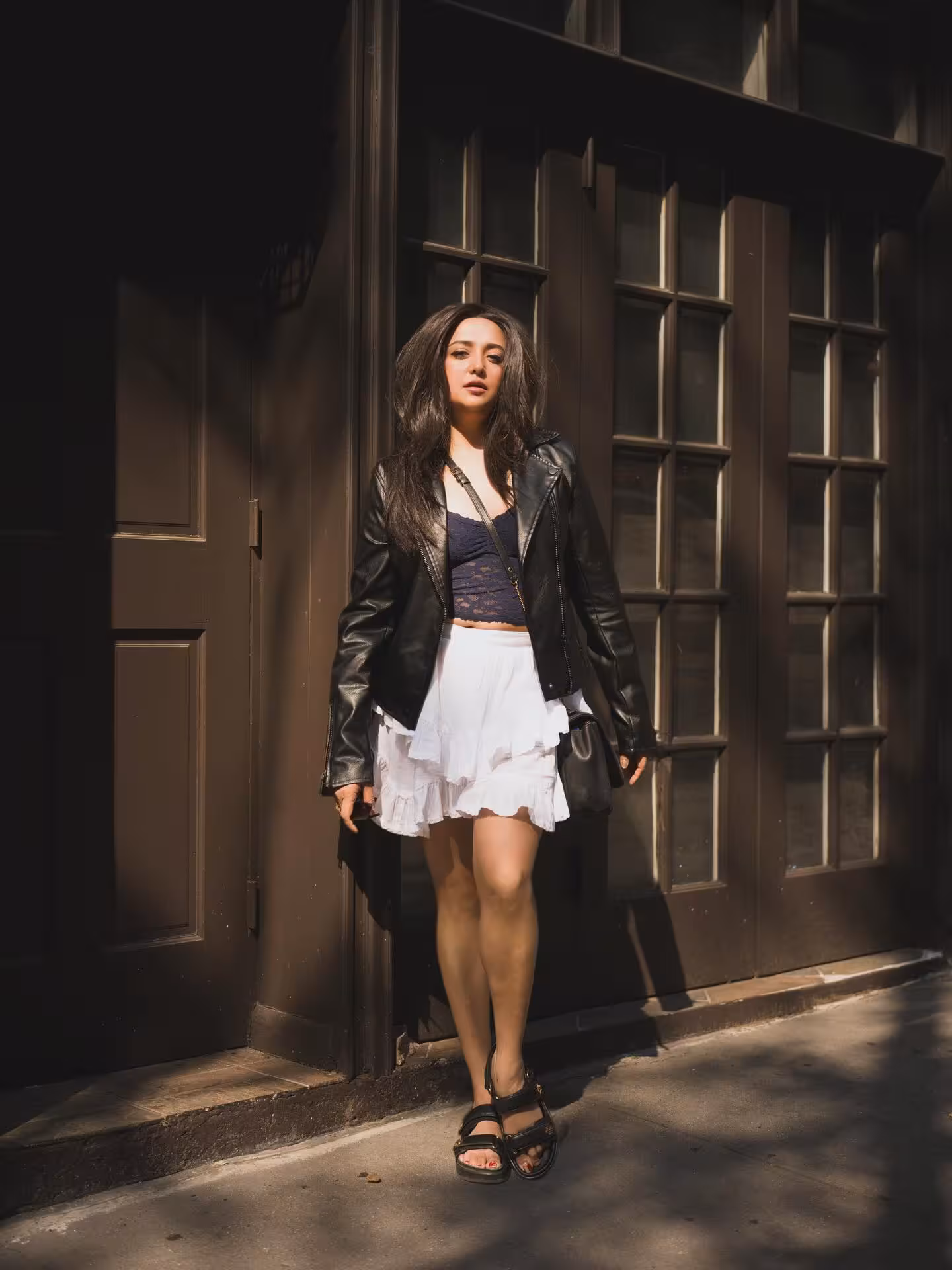 Monali Thakur Embraces Urban Freedom