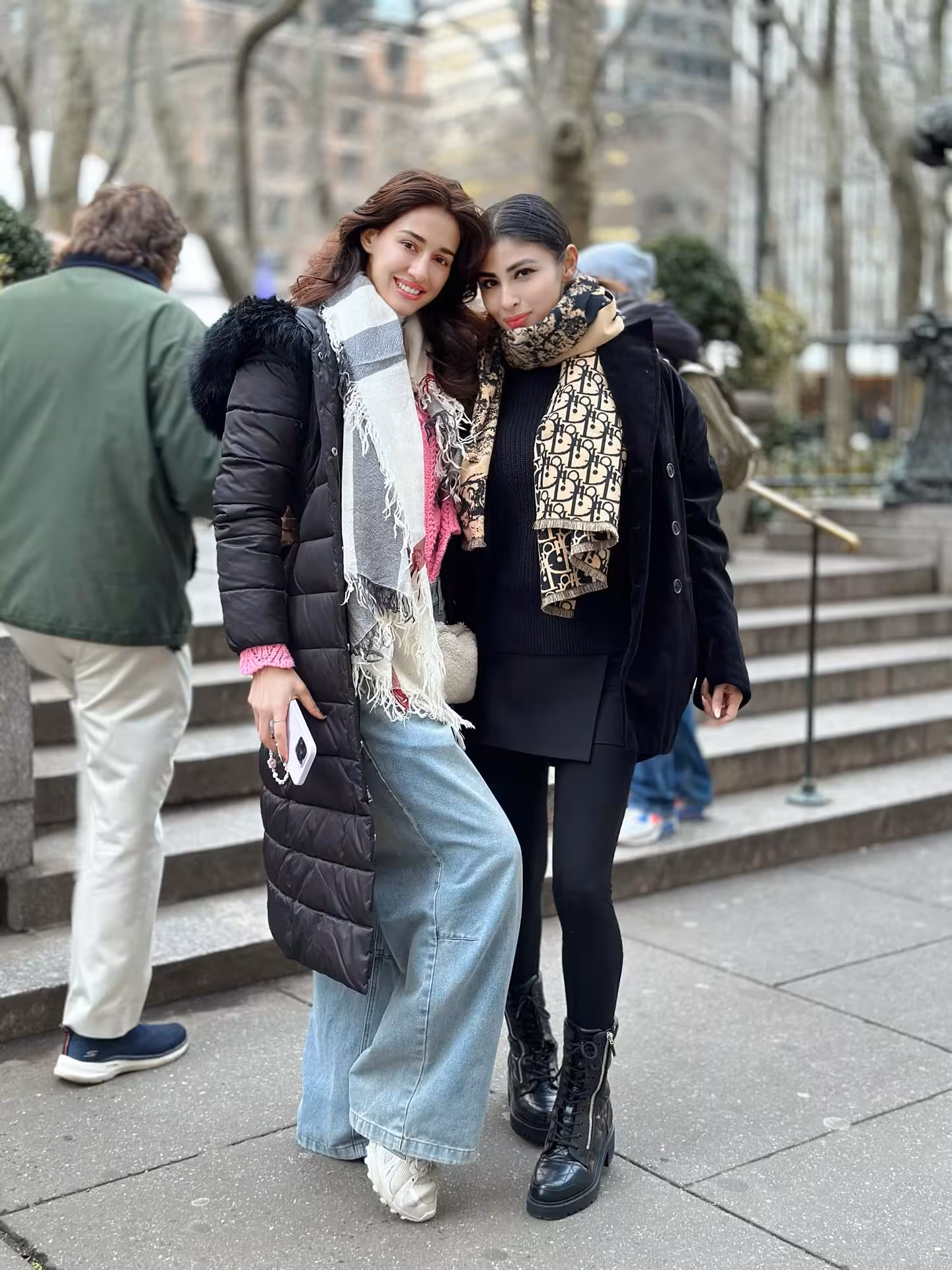 Mouni Roy Celebrates Her Sister's Special Day