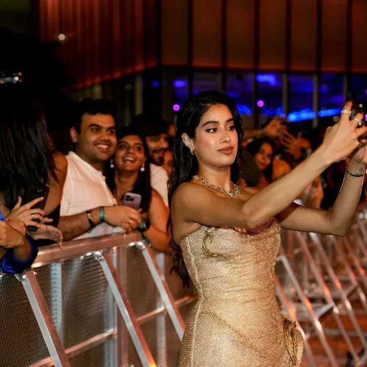 National Selfie Day: Celebrities In Focus