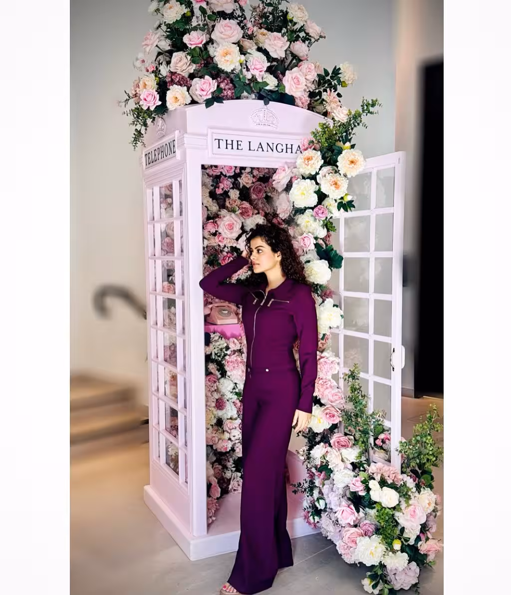 Palak Muchhal Blooms In Floral Tribute