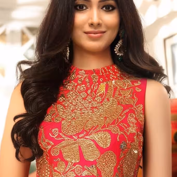 Pallavi Subhash Exudes Ethnic Elegance