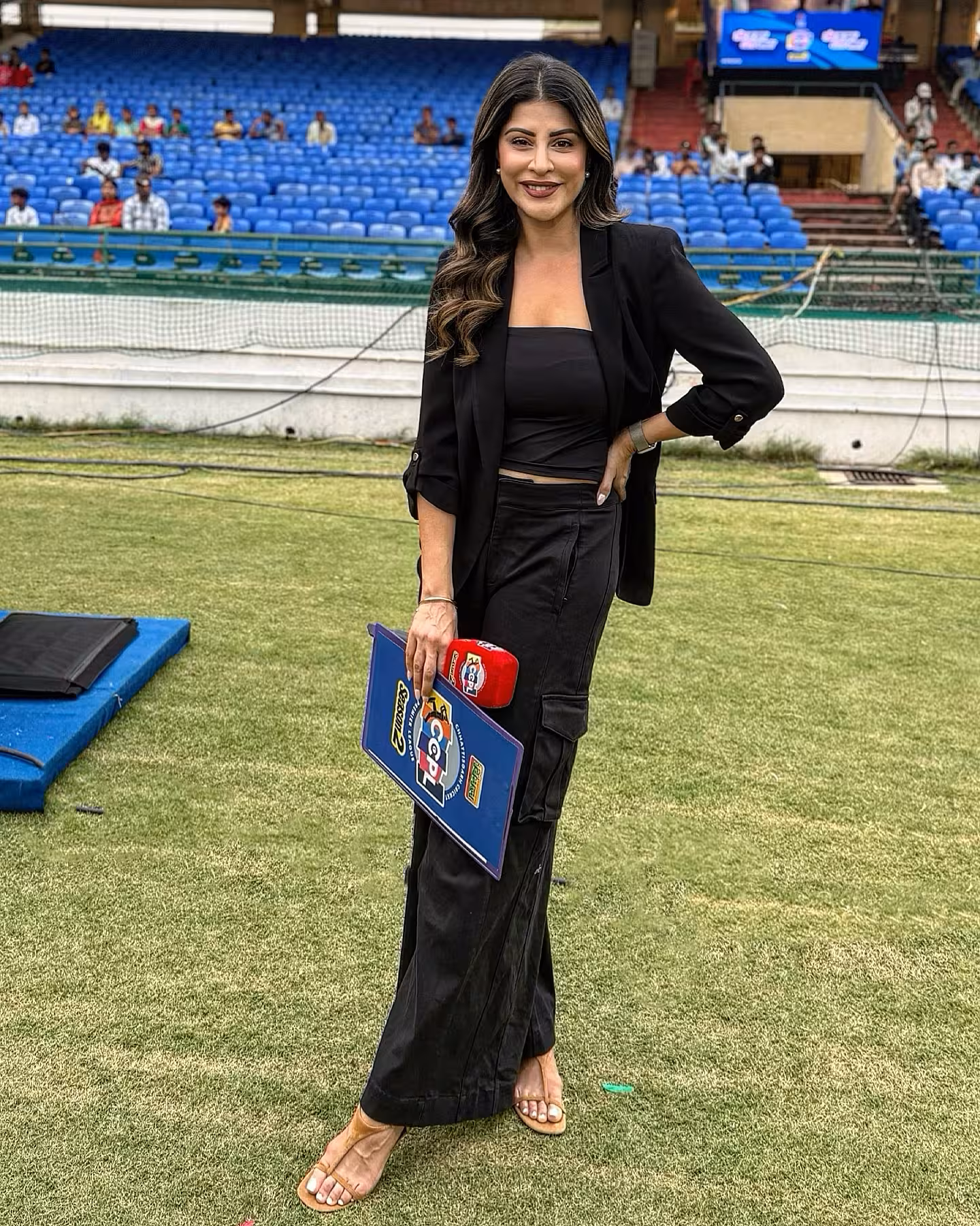 Raipur Cricket Sizzles At 42° With Host Karishma Kotak