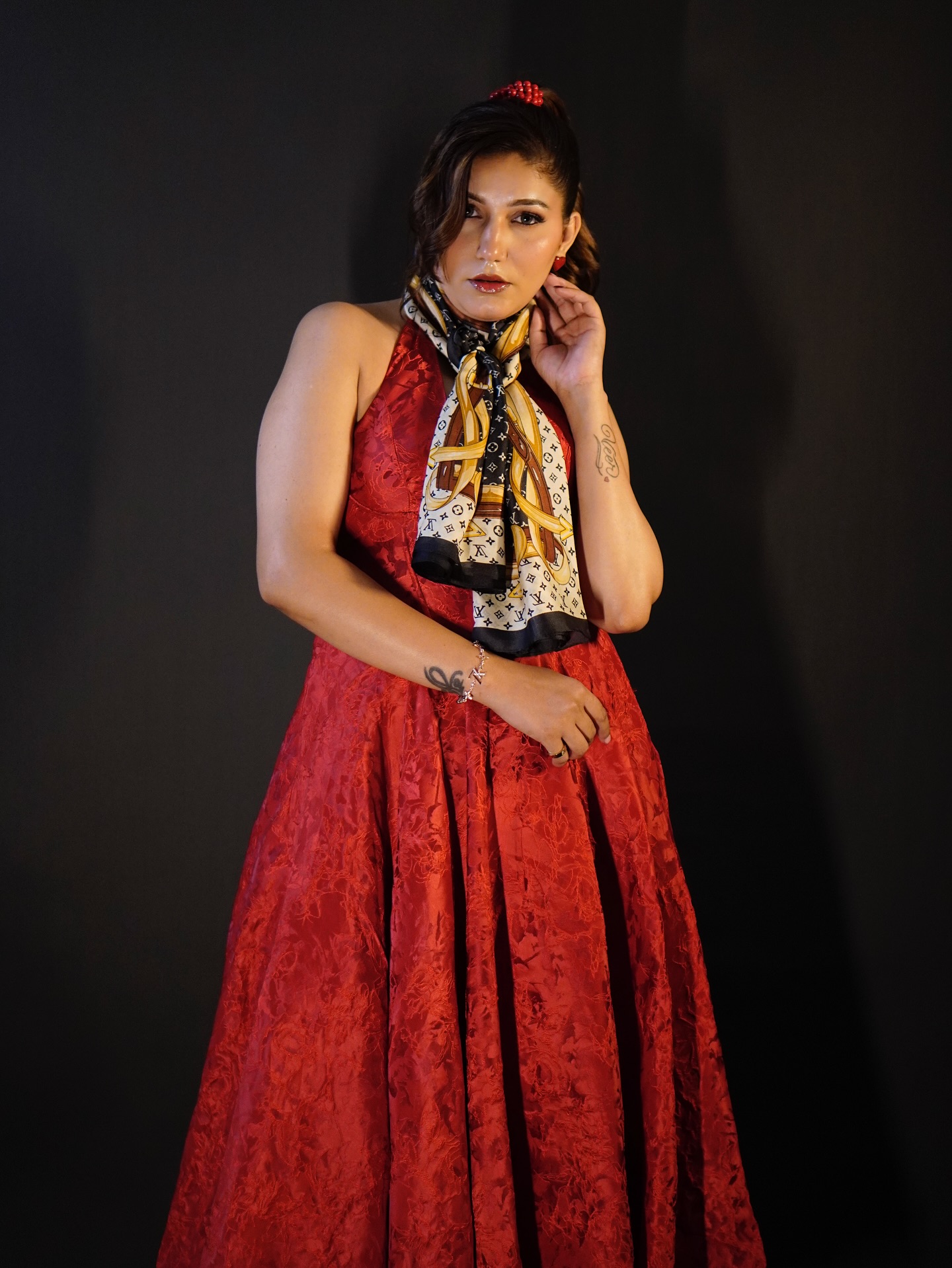 Red Fairy: Sapna Choudhary Dazzles In Vibrant Look