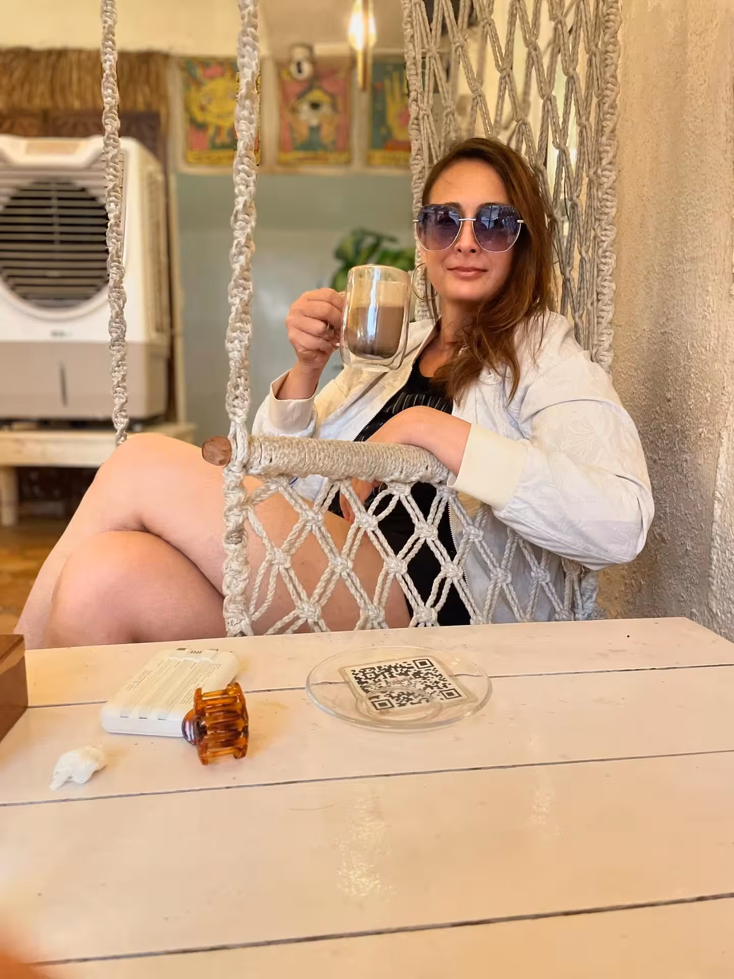 Serene Pune Mornings With Preeti Jhangiani Celebrity Preeti Jhangiani embraces laid-back Pune mornings, blending style with serenity.