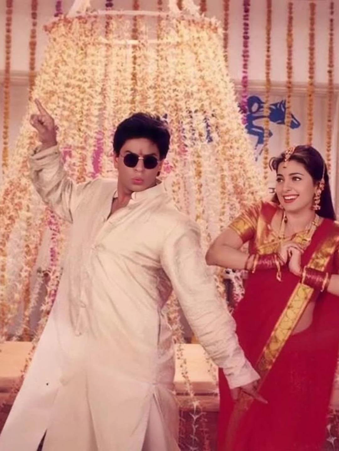 Shahrukh & Juhi: Timeless Bollywood Magic
