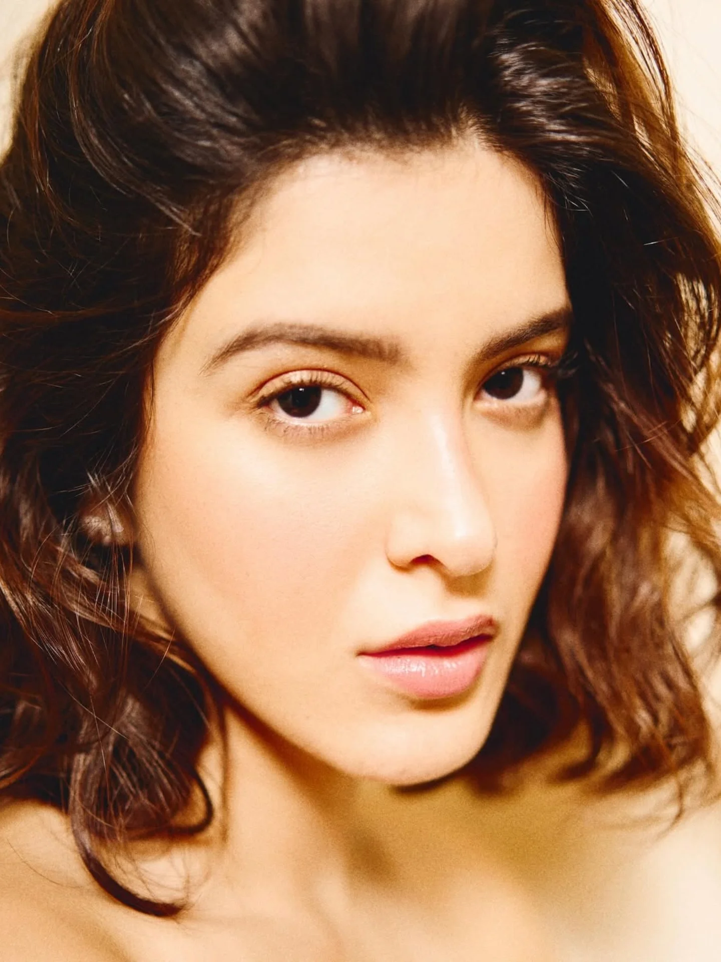 Shanaya Kapoor Sets The Vibe