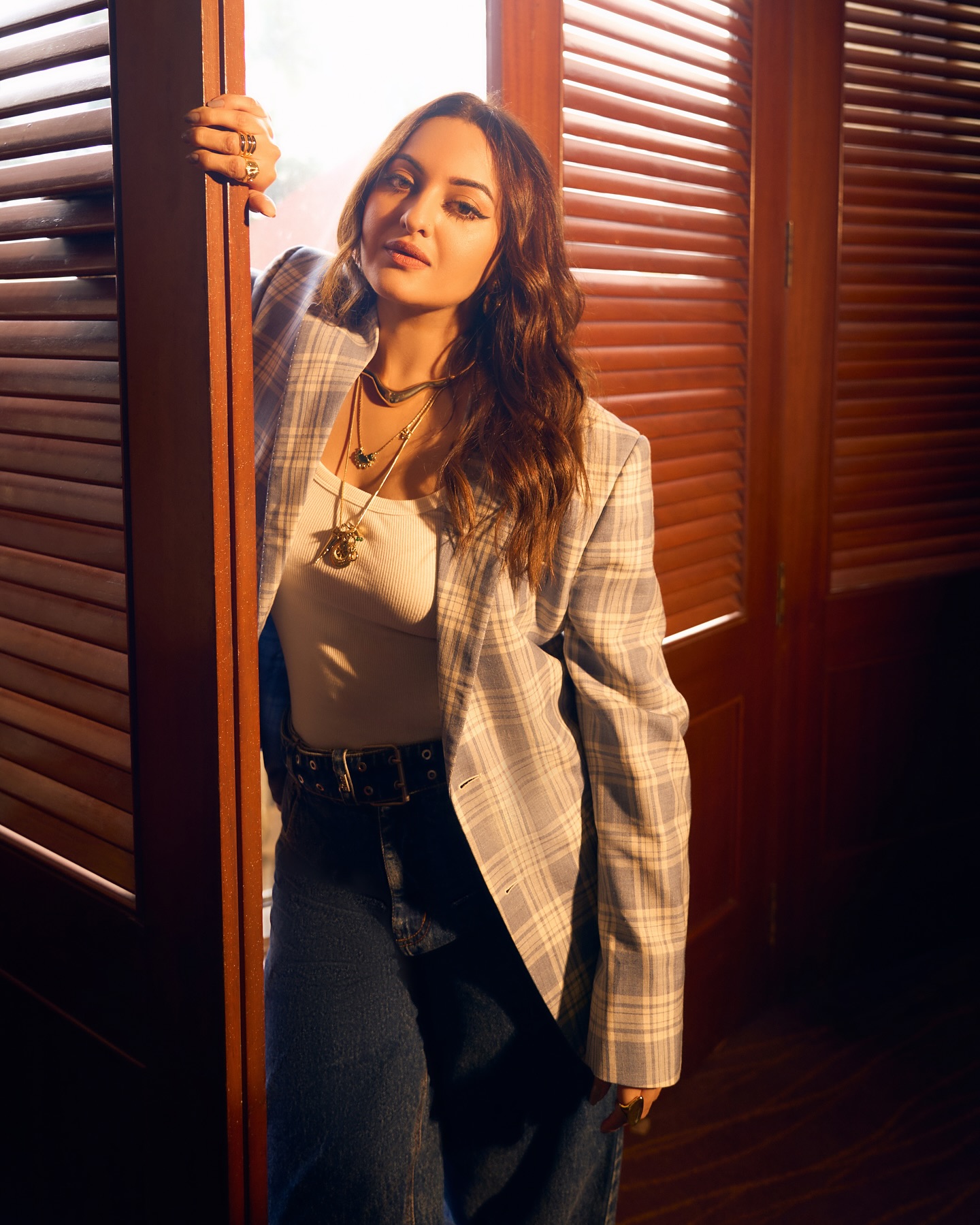 Sonakshi Sinha Shines In Nikita Roy Promo