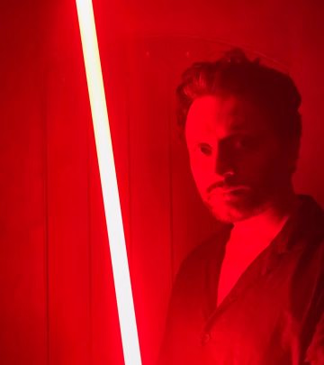 Star Wars Vibes: Zeeshan Ayyub’s Galactic Message