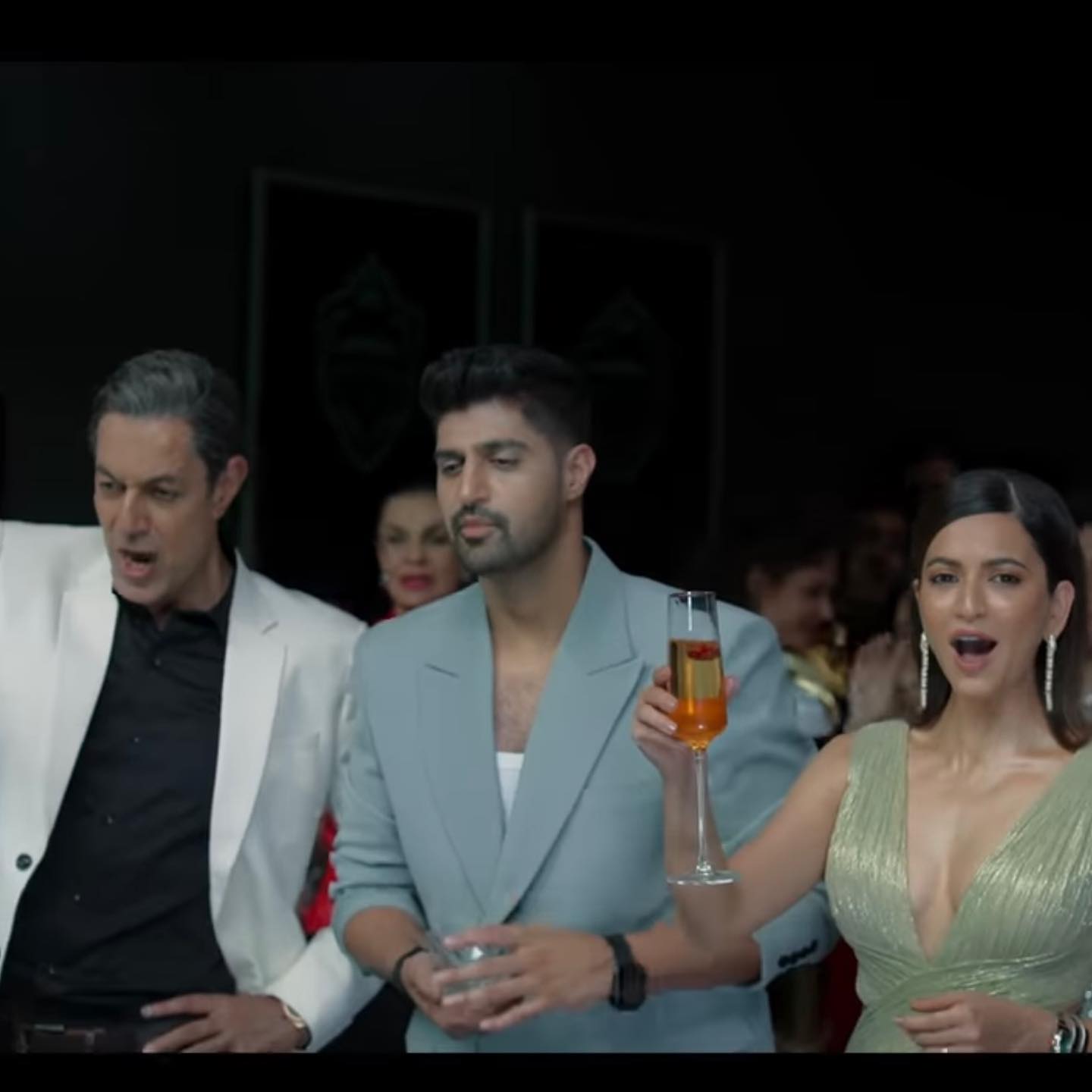 Tanuj Virwani Shines In Rana Naidu Season 2 Debut