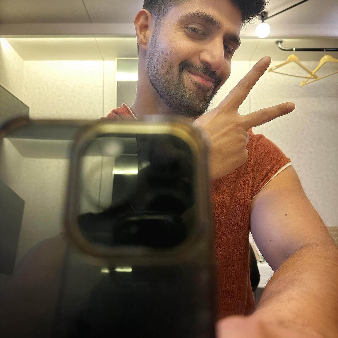 Tanuj Virwani Shines In Rana Naidu Season 2 Debut