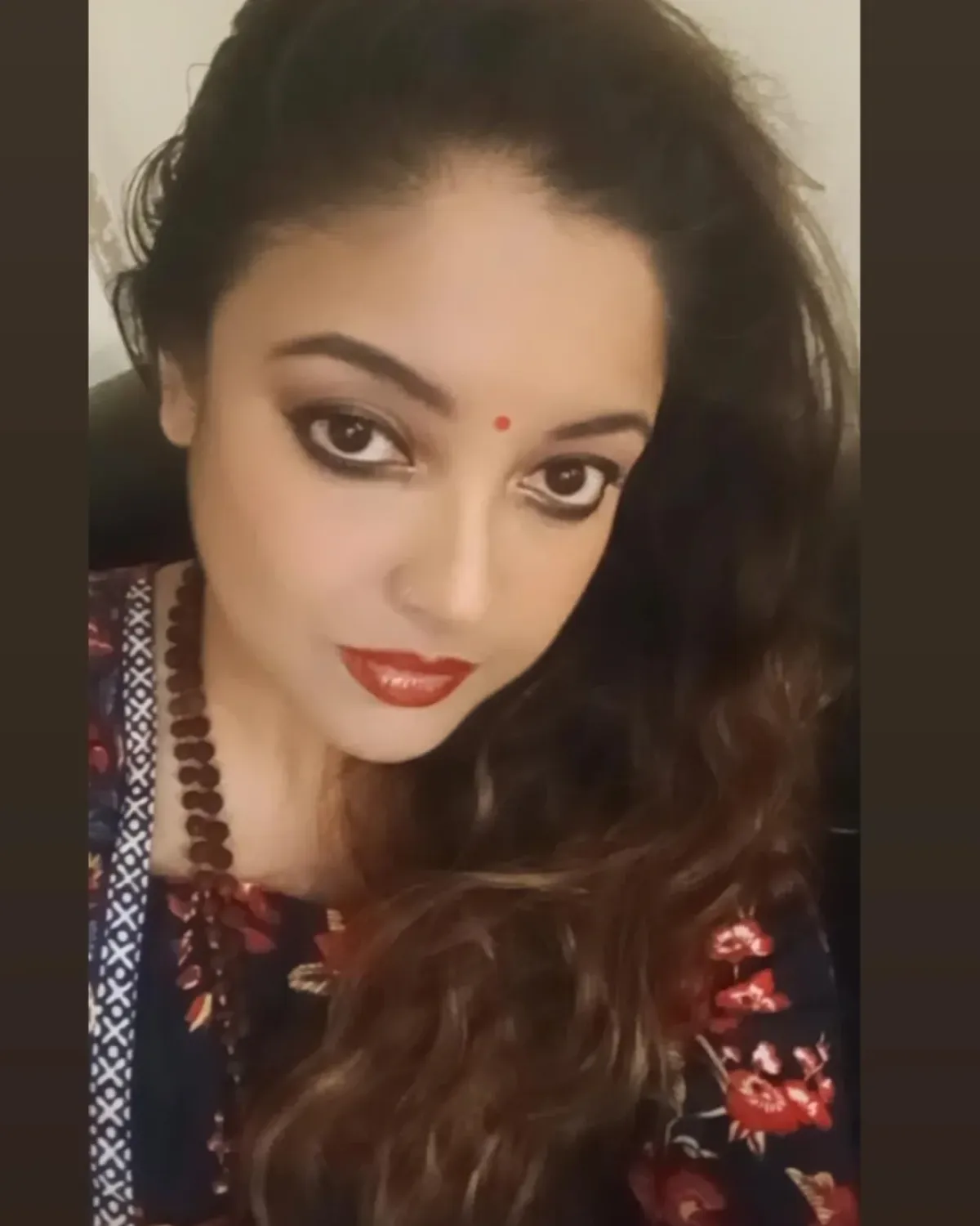 Tanushree Dutta sparks spiritual debate; fans decide which divine force she should embody.