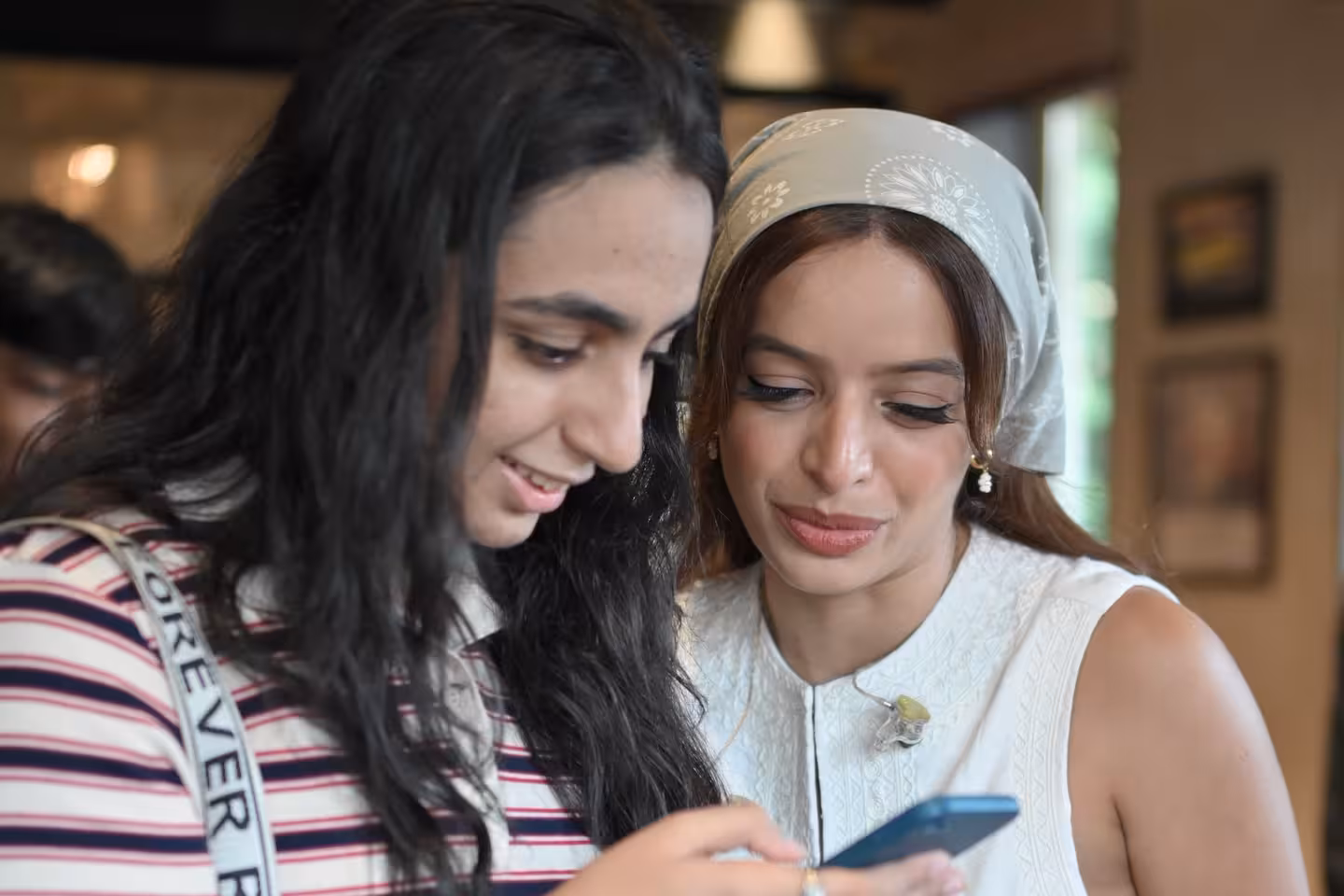 TeriHoon Listening Party Captivates Lisa Mishra Fans