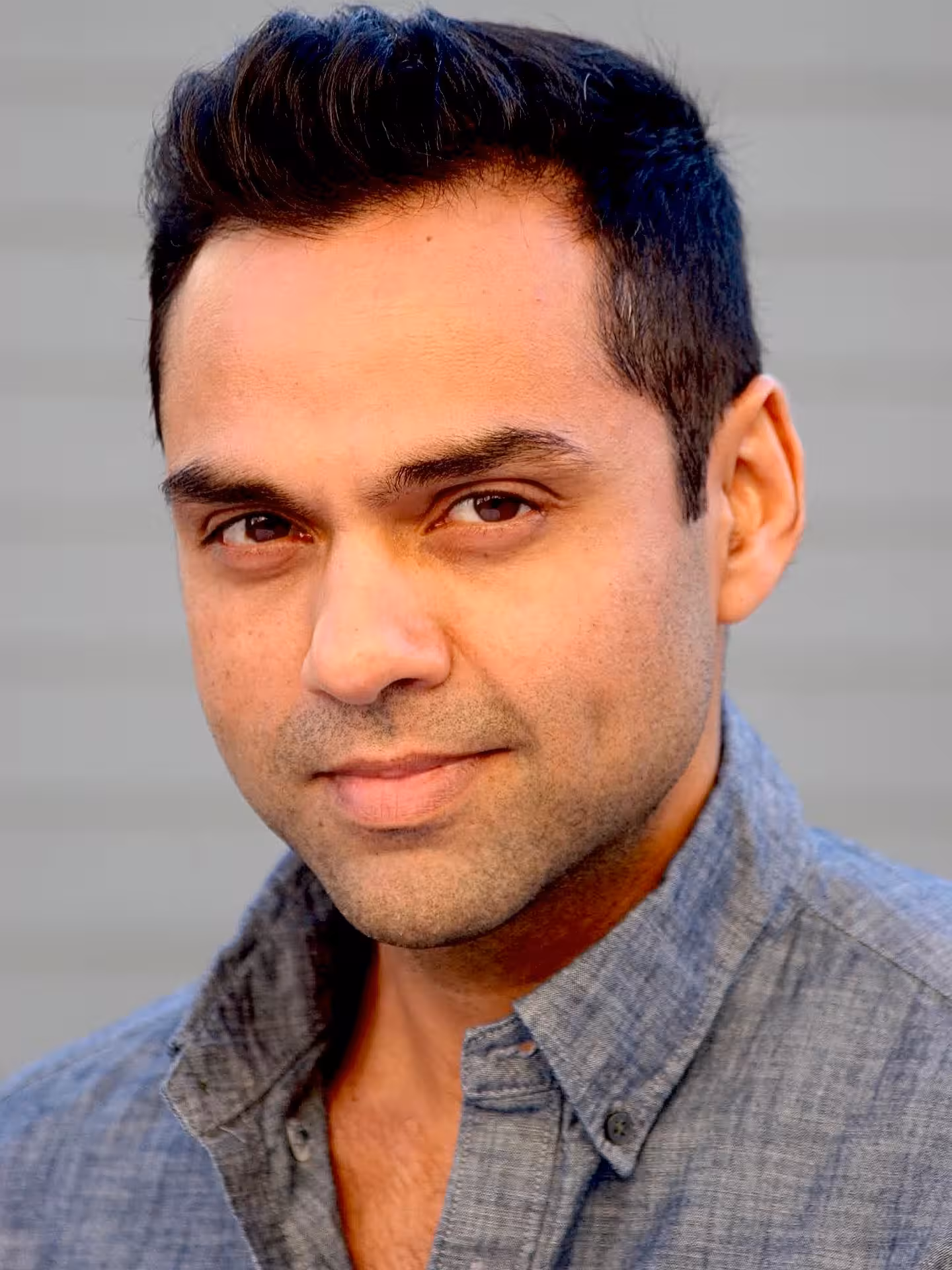 Abhay Deol posts vintage headshots by TJ Ramini, sparking debate among diehard fans online.