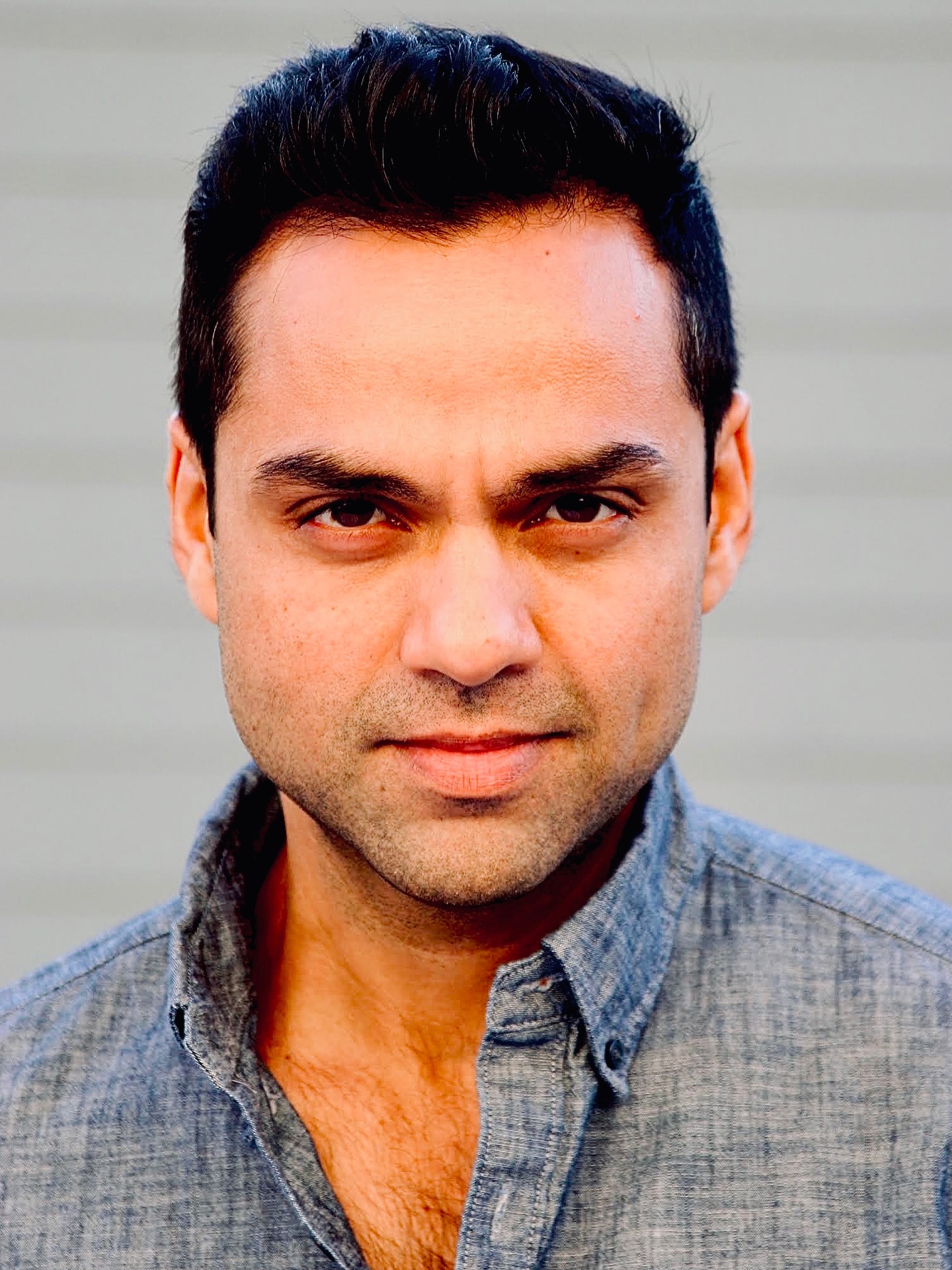 Abhay Deol’s Vintage Headshots Reminisce Iconic Charm