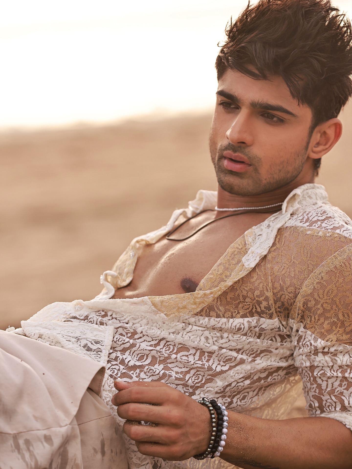Abhishek Kumar Inspires With Bold Message