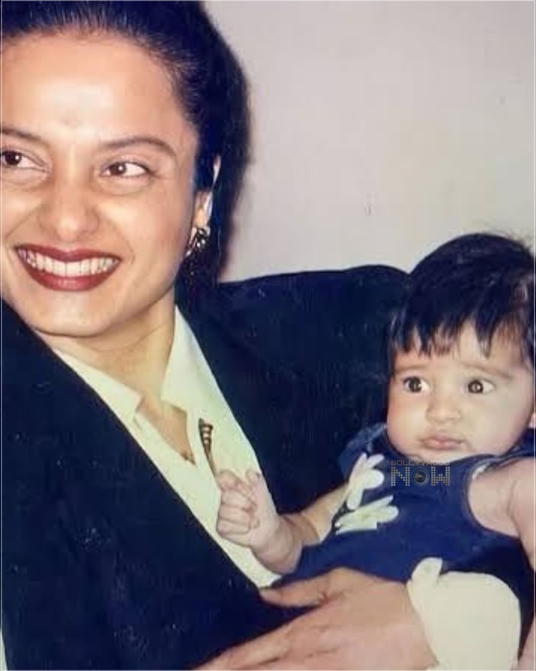 Ananya Honors Rekha With Heartfelt Tribute