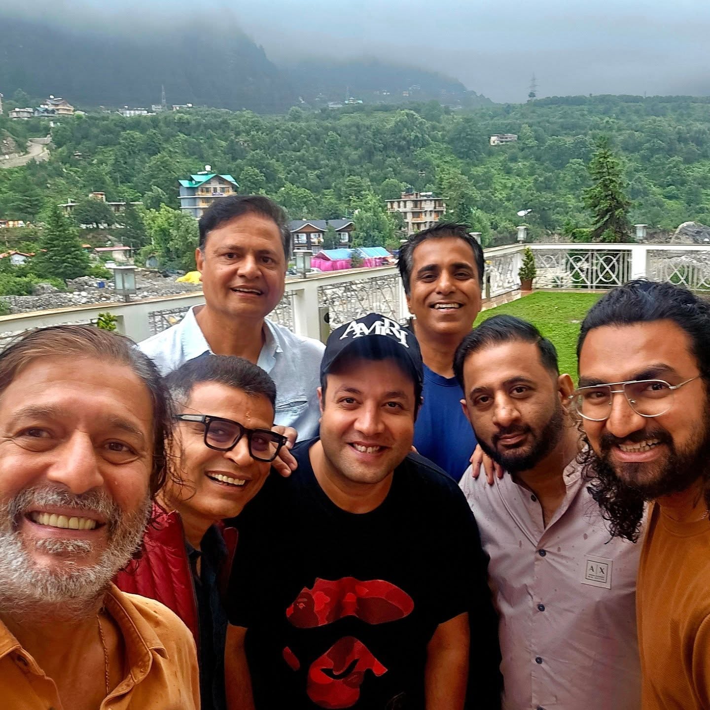 Chunky Pandey Enjoys Manali Getaway With #Rahuketu Boys