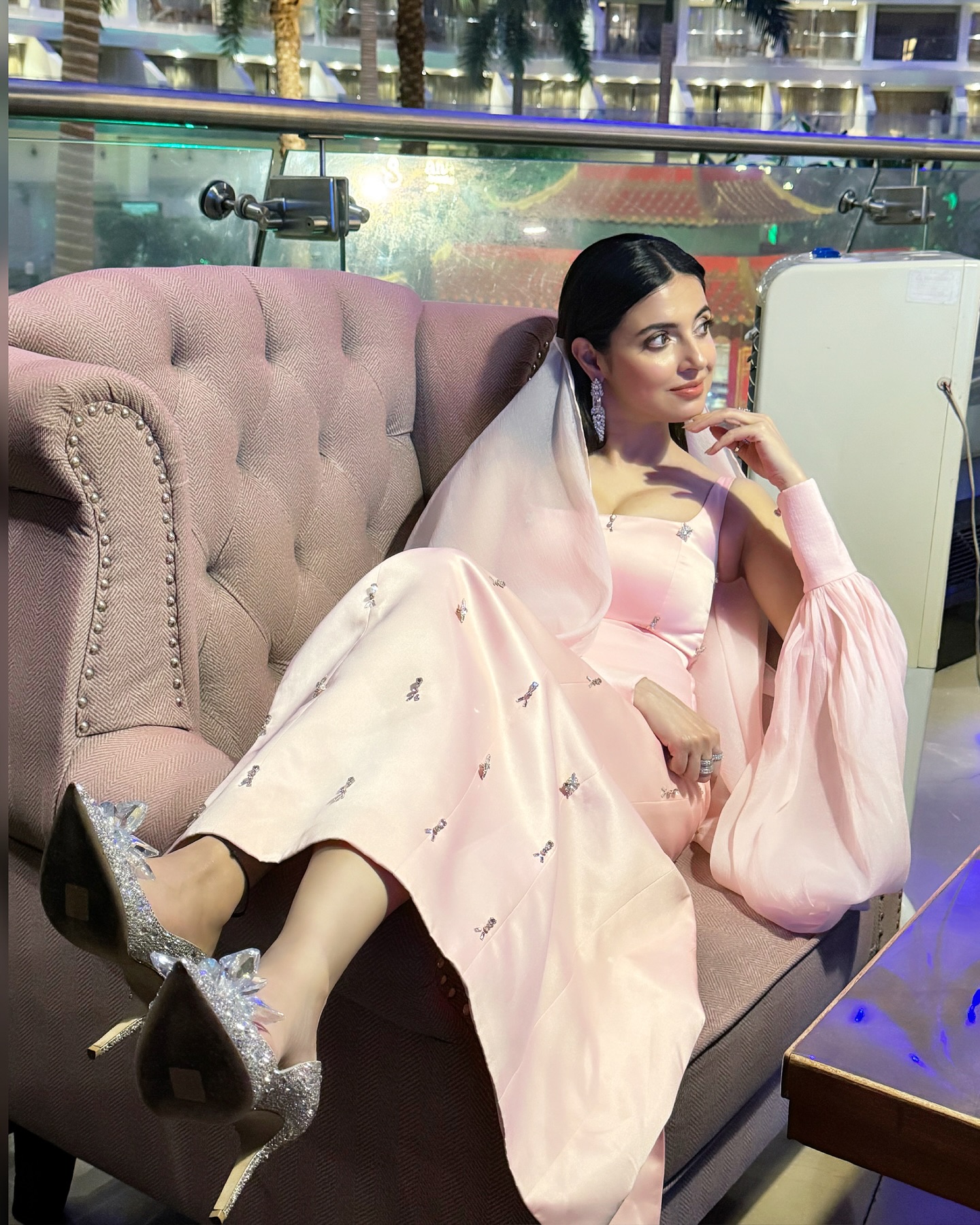 Divya Khosla Kumar Wins Savi Performance Honor