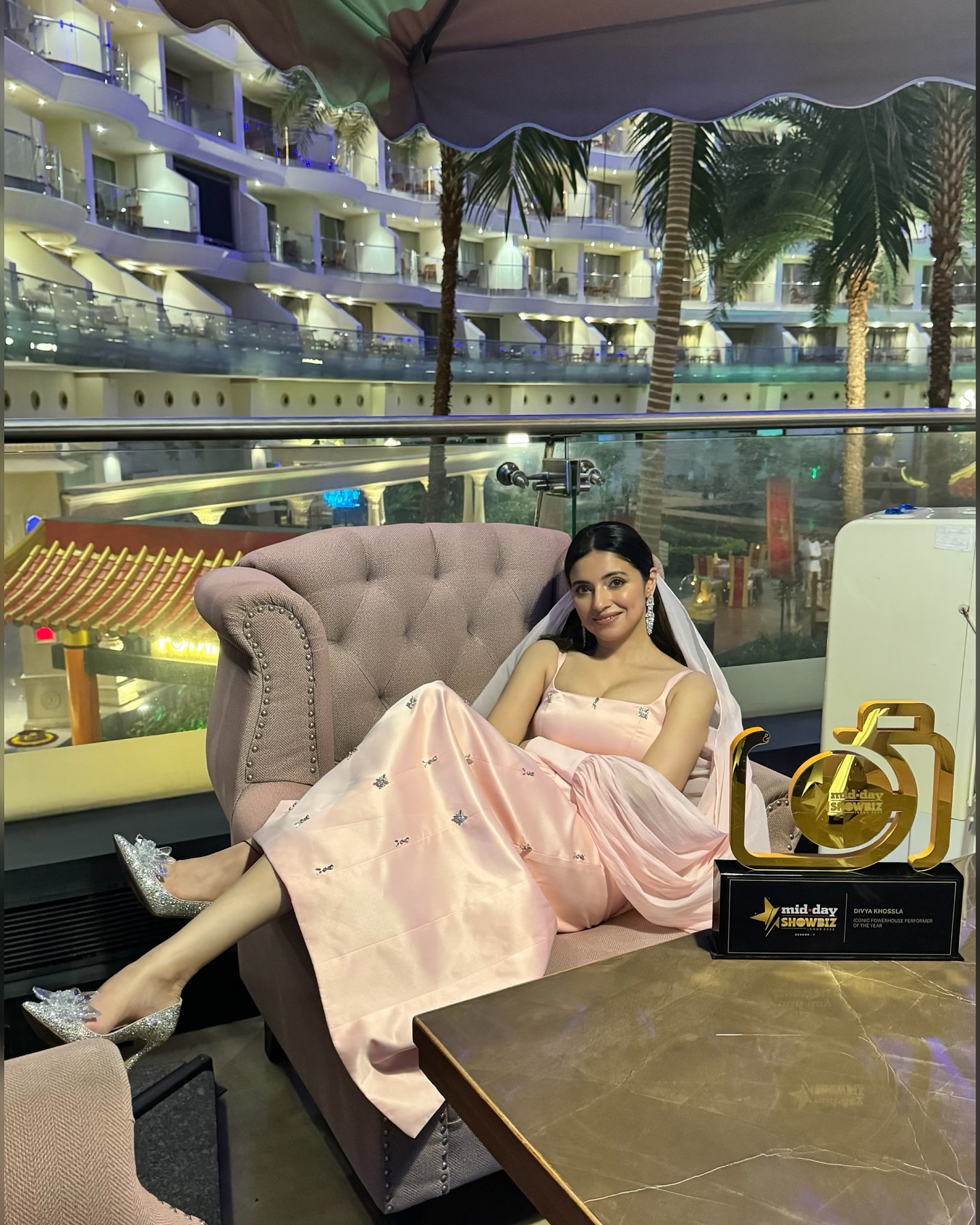 Divya Khosla Kumar Wins Savi Performance Honor