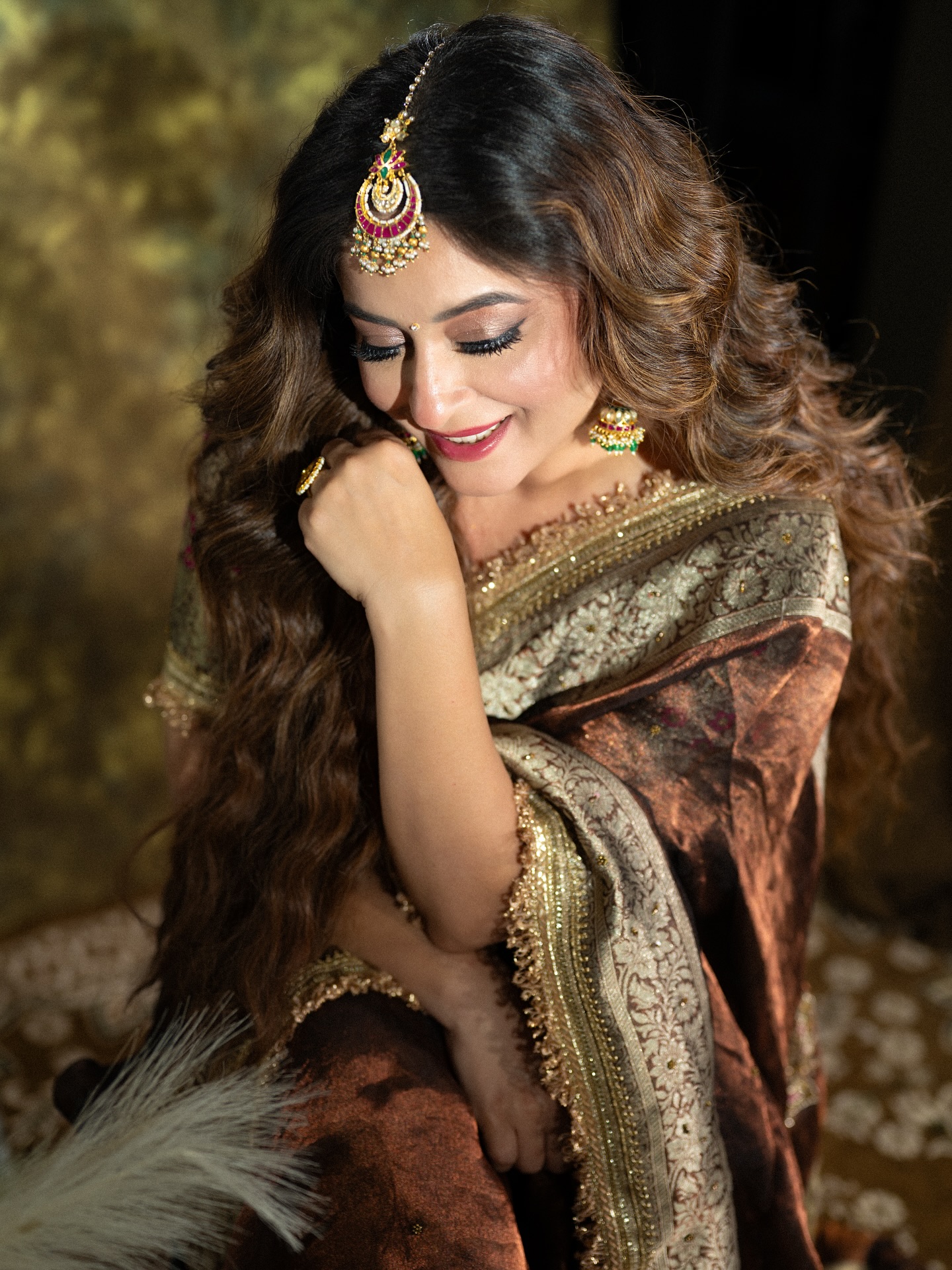 Elegant Saree Look Stuns On Mahhi Vij