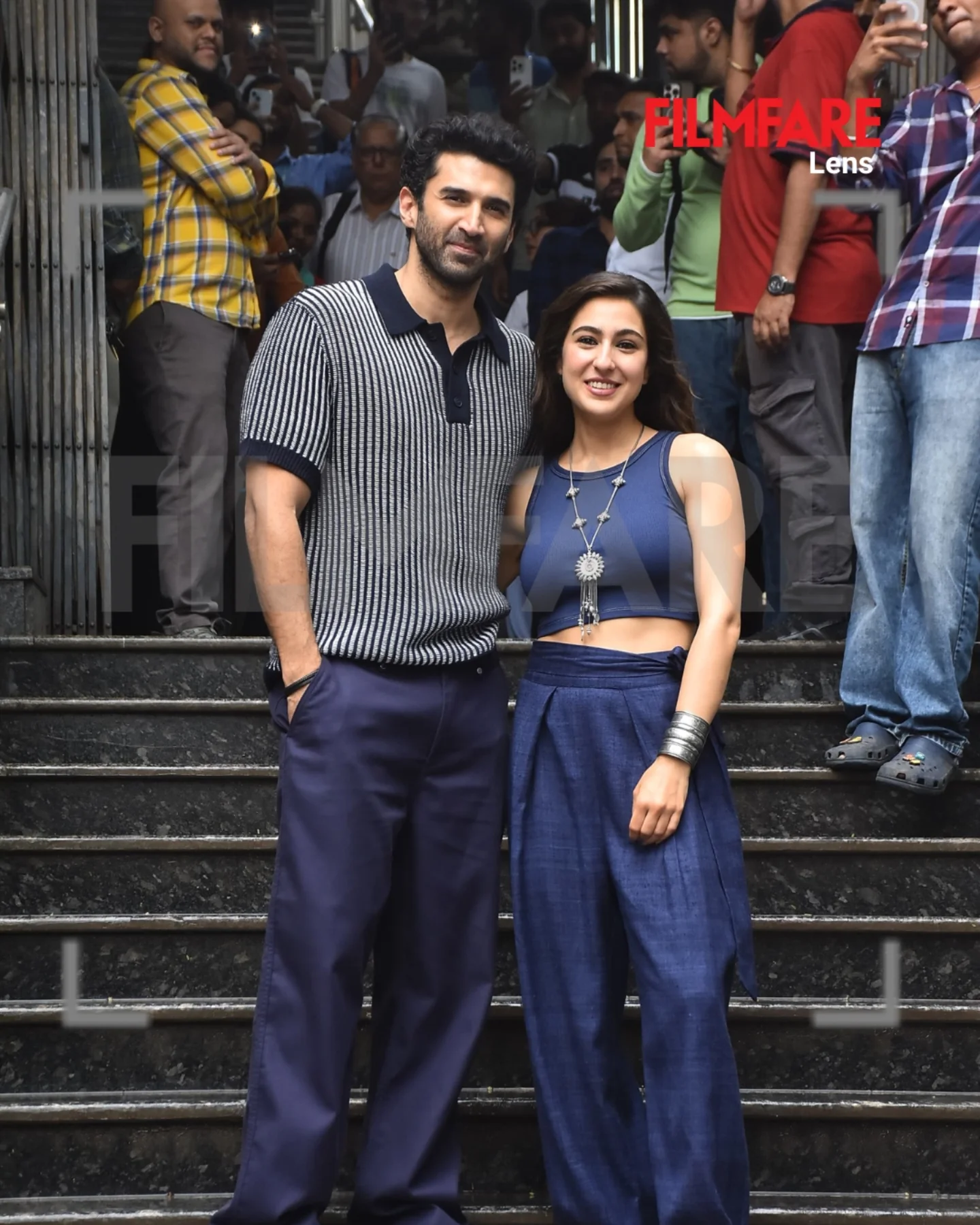 Aditya Roy Kapur and Sara Ali Khan excite Lower Oshiwara station as film promo begins now!