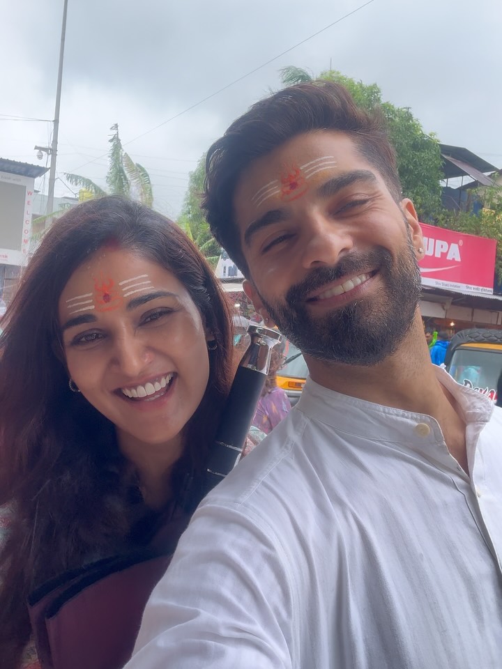 Mukti Mohan Celebrates Birthday With Divine Blessings