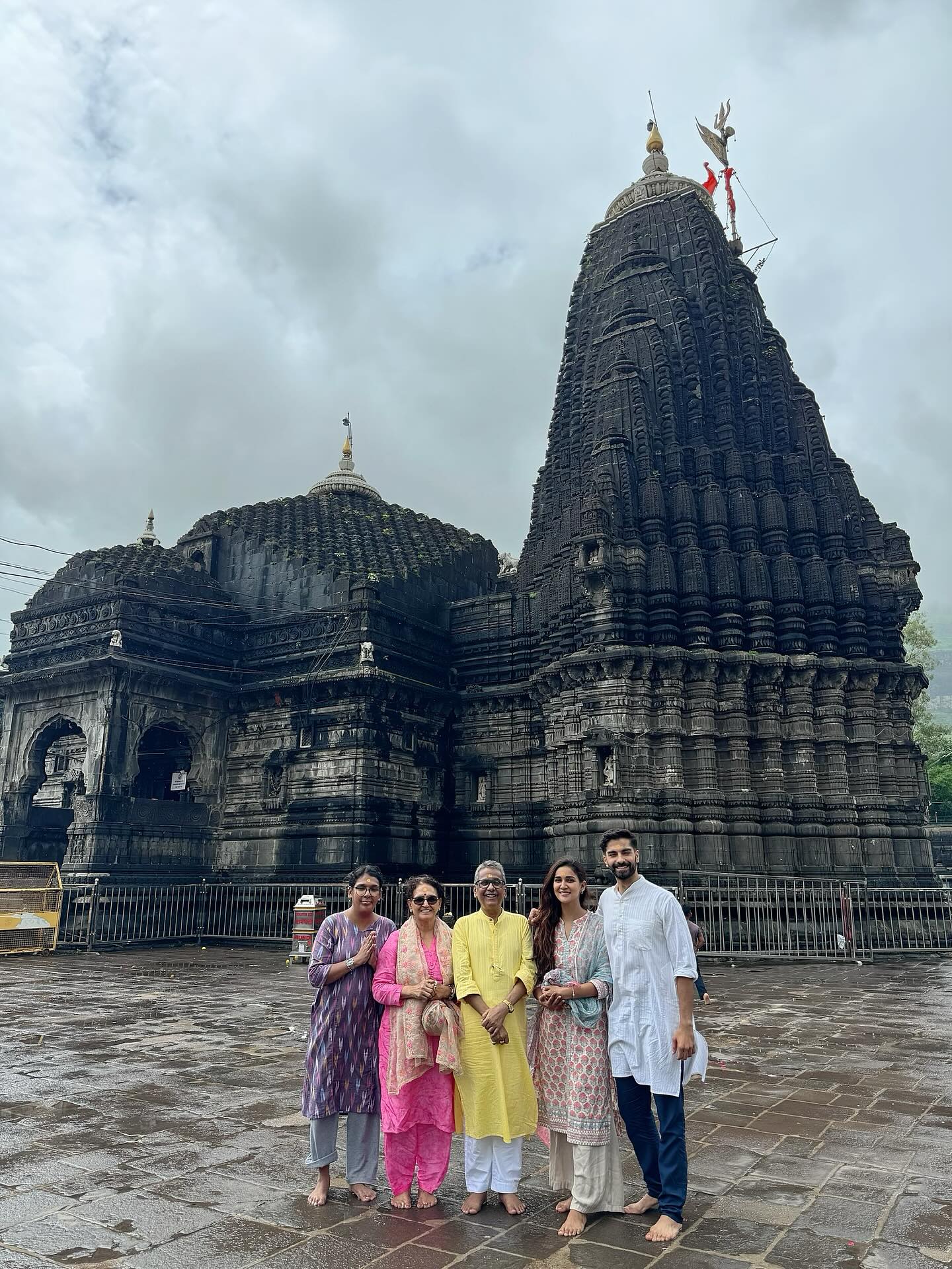 Mukti Mohan Celebrates Birthday With Divine Blessings
