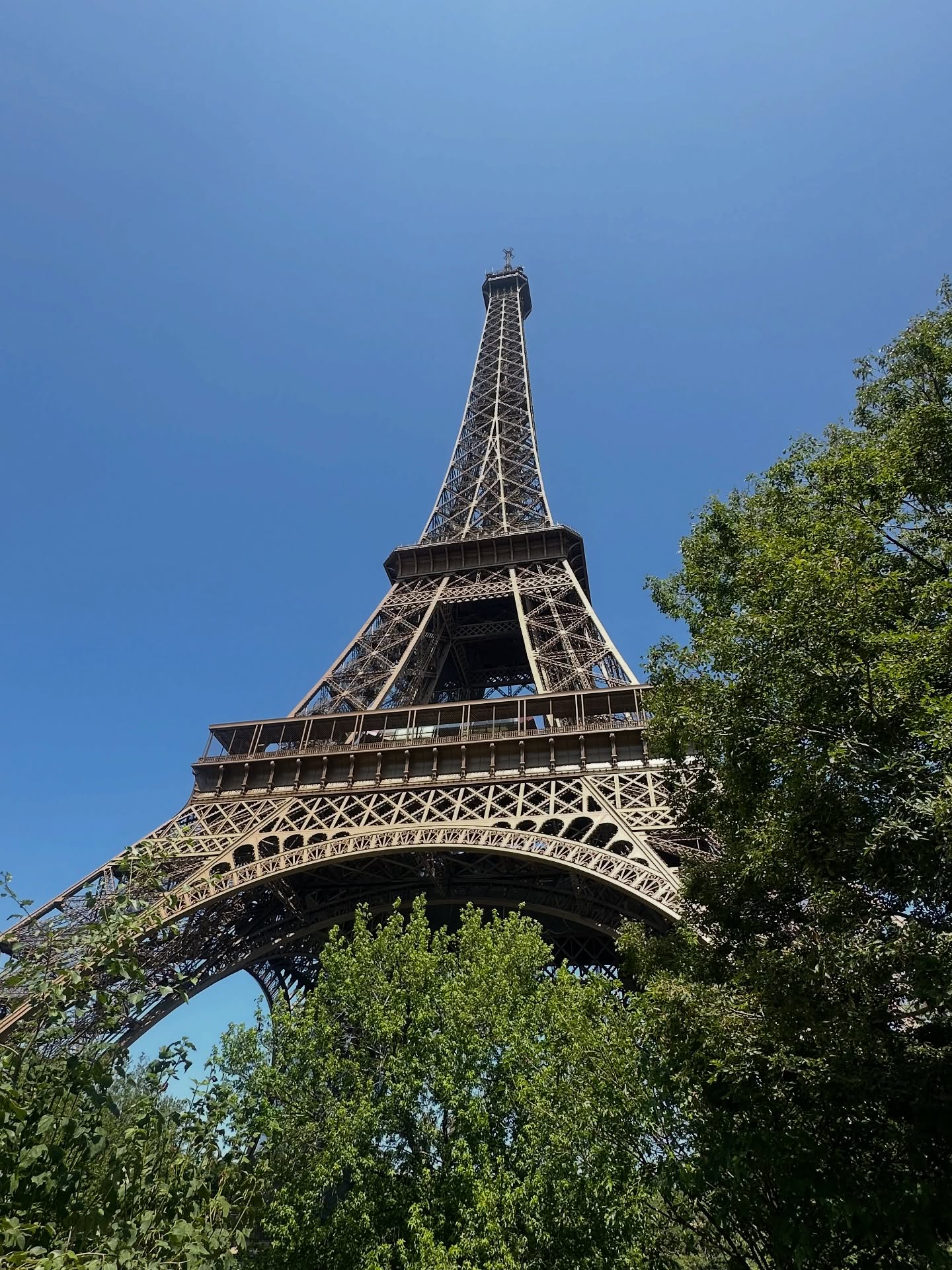 Parisian Beauty Makes Landmarks Jealous
