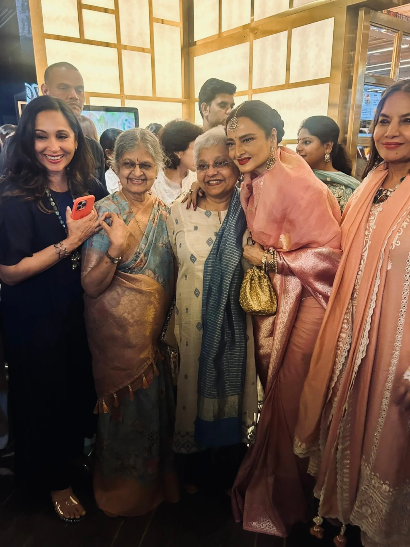 Reviving Umrao Jaan Shines On Screen A timeless revival evening unfolding as cinema meets elegance, legends, and soulful art!!!