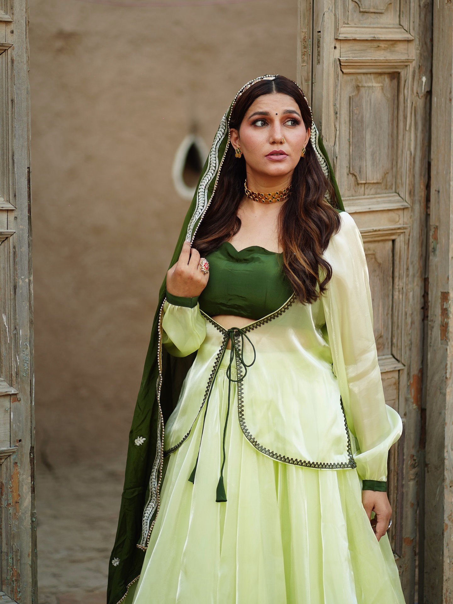 Sapna Choudhary Stuns In Trendy Ethnic Look